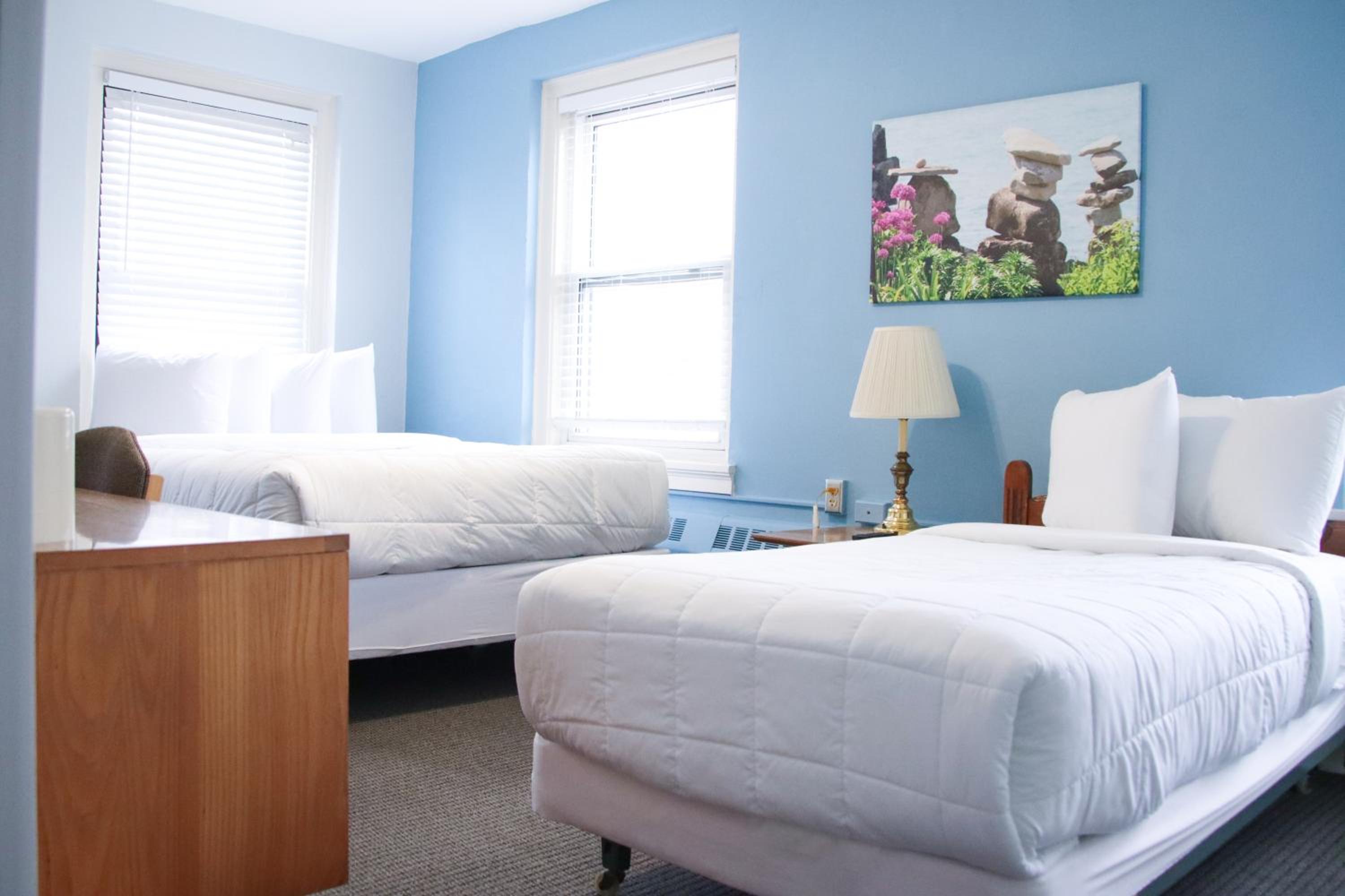 Economy Double Room photo 1
