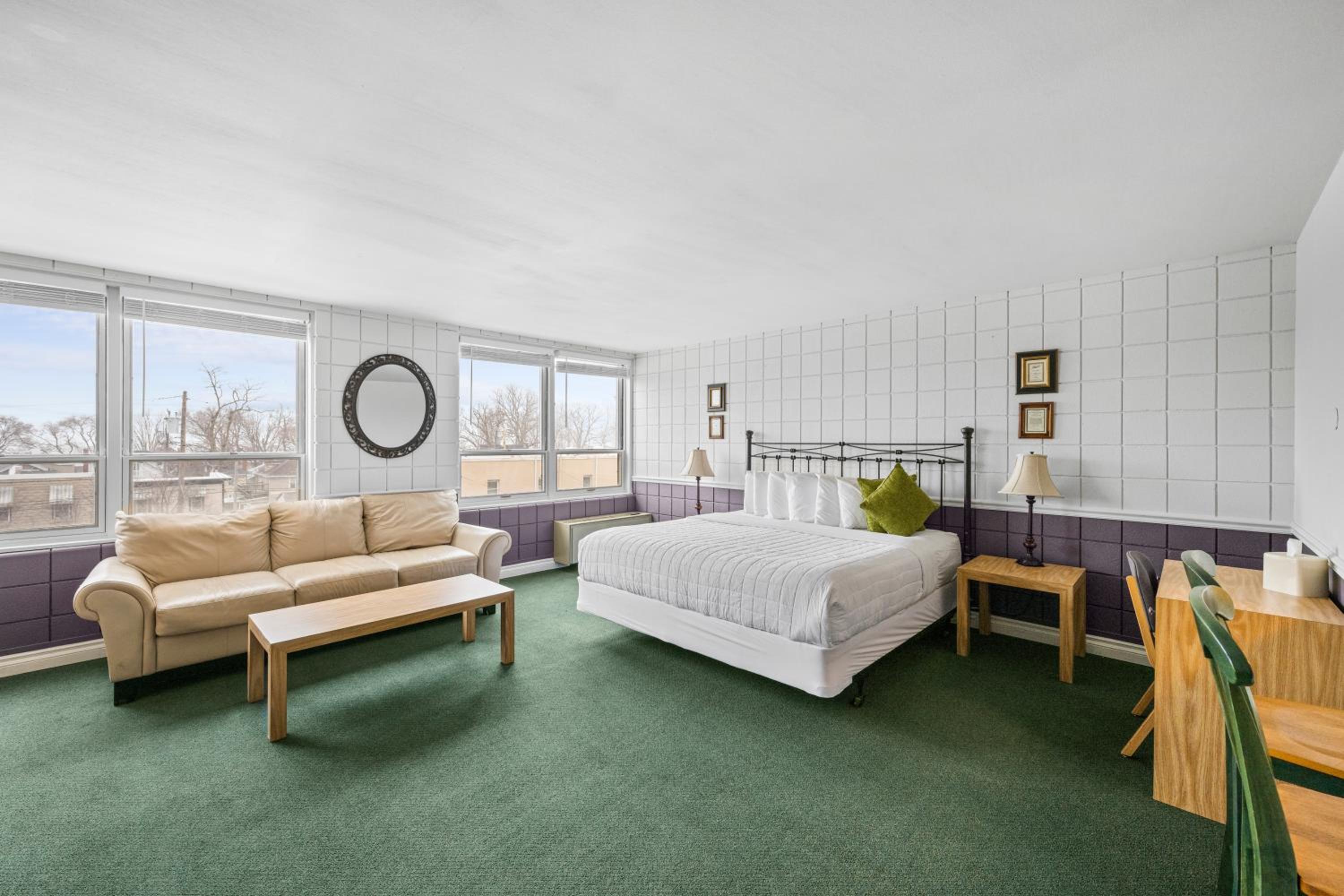 Suite photo 1
