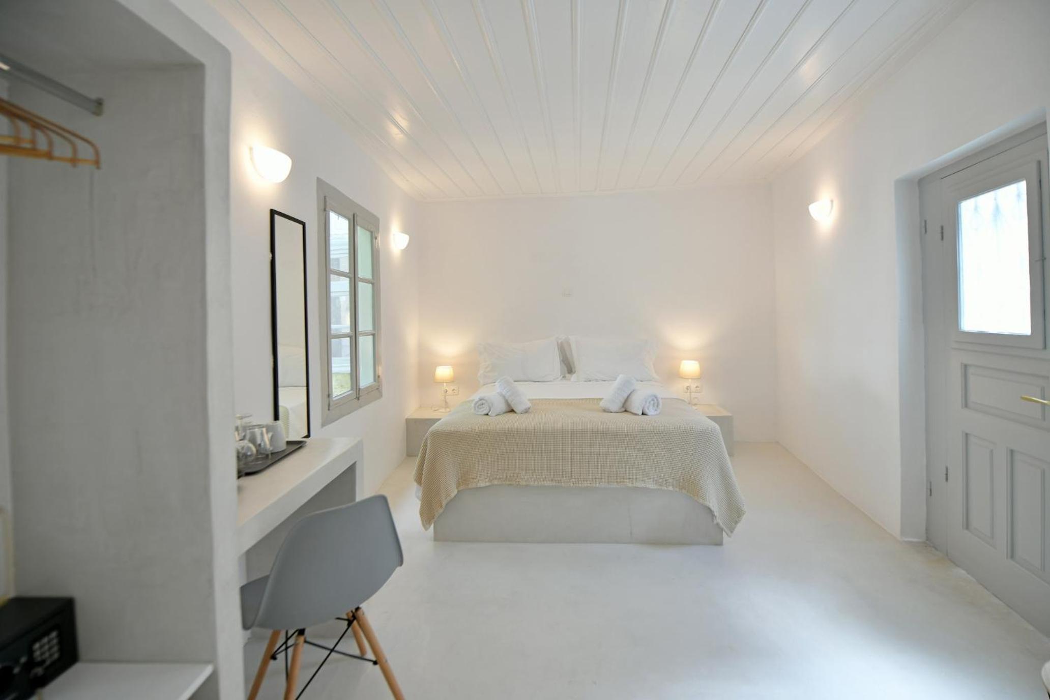Standard Double Room photo 3