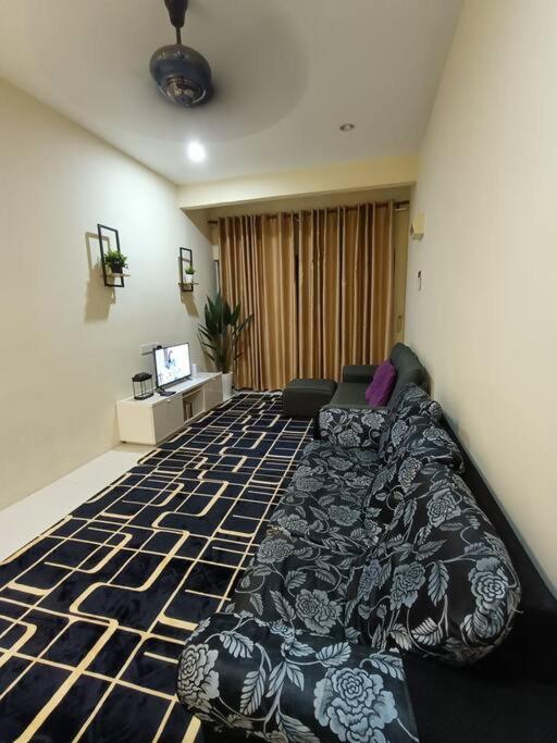 Three-Bedroom House photo 1