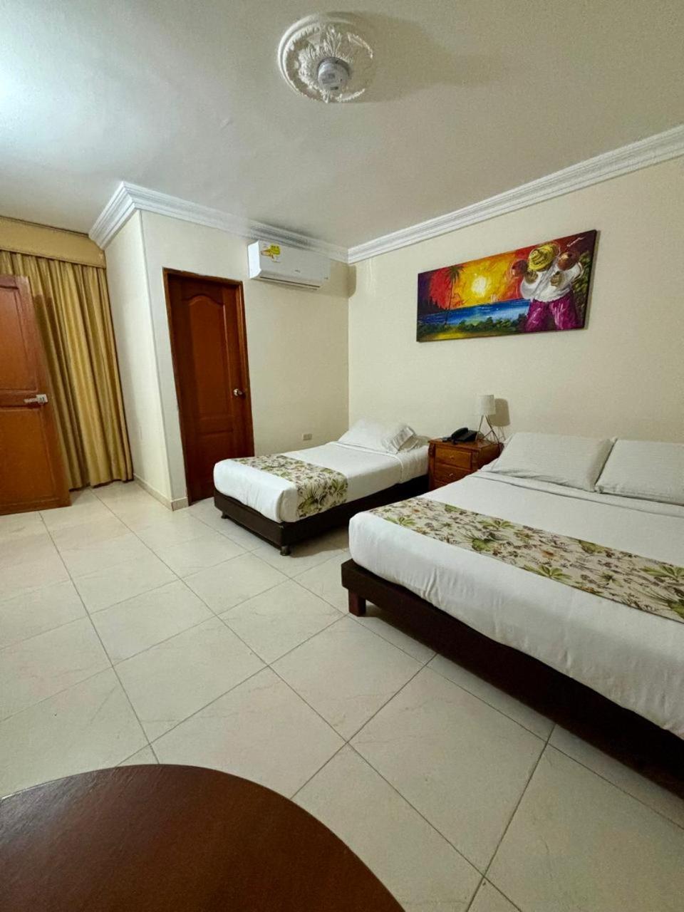 Standard Triple Room - Photo 8