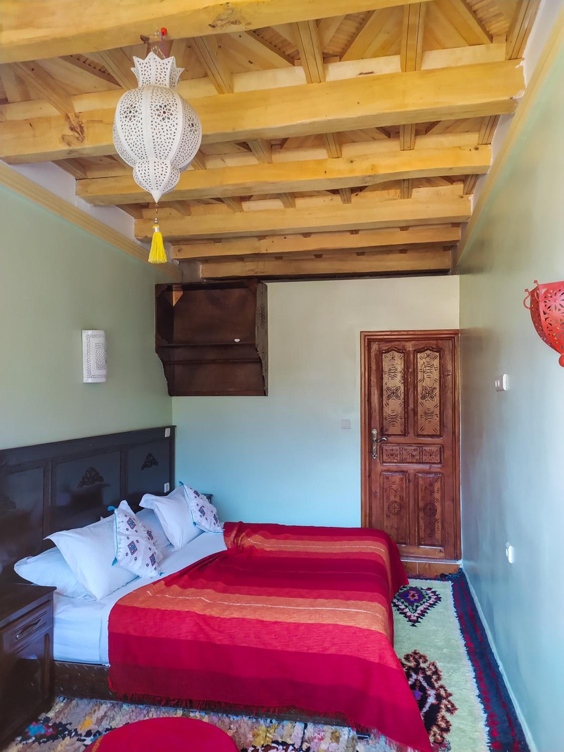 Double or Twin Room with Balcony - Photo 4