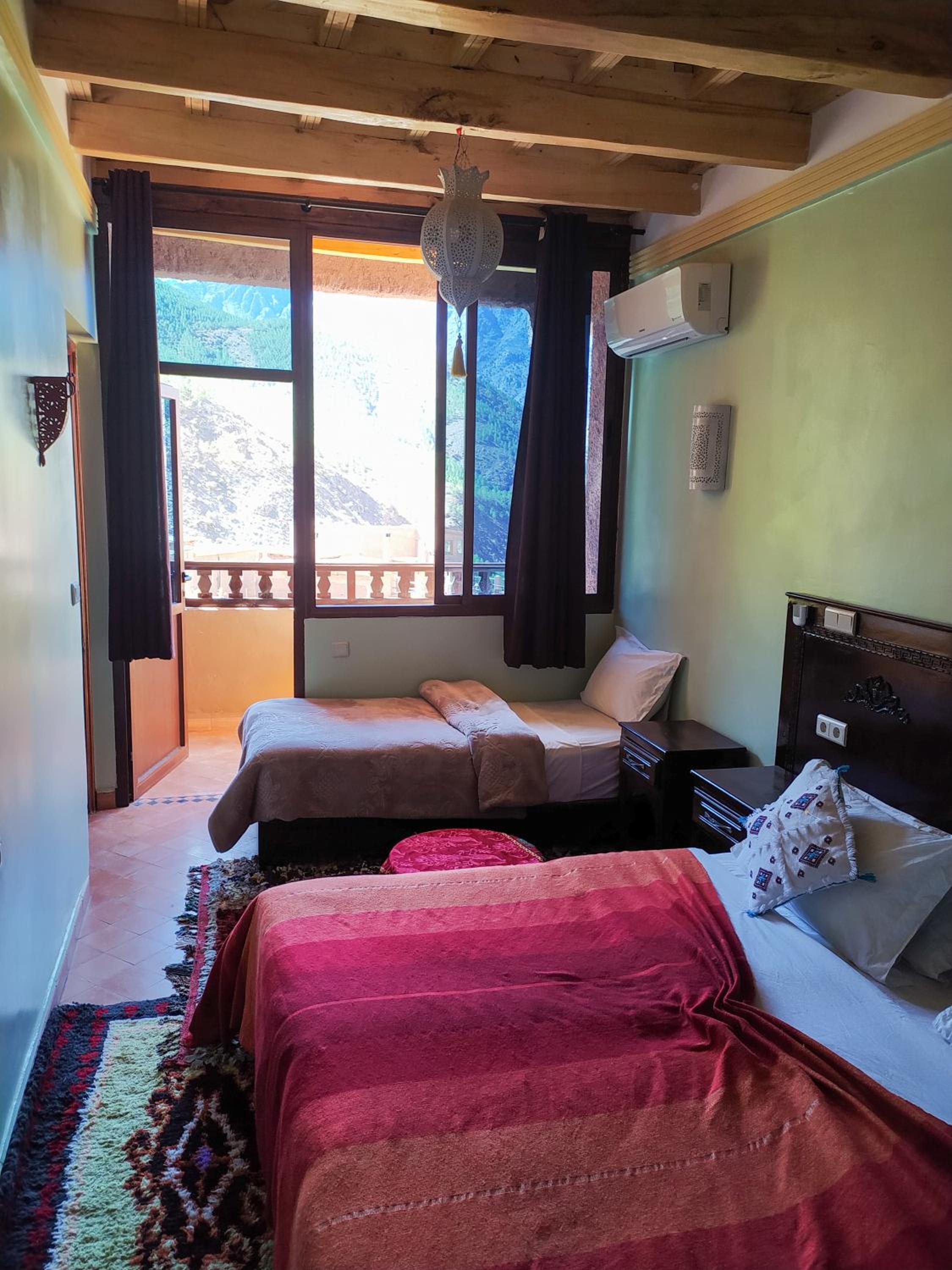 Double or Twin Room with Balcony - Photo 5