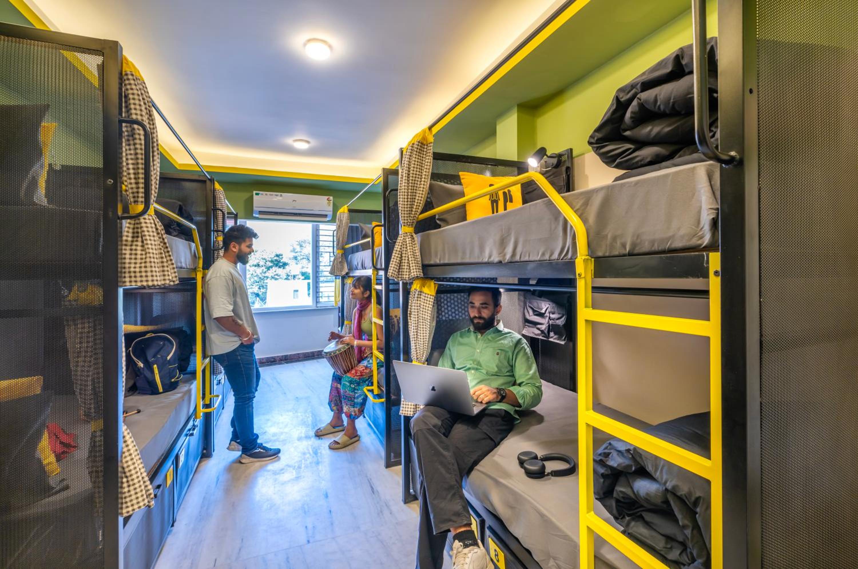 Bed in 8-Bed Mixed Dormitory Room photo 3