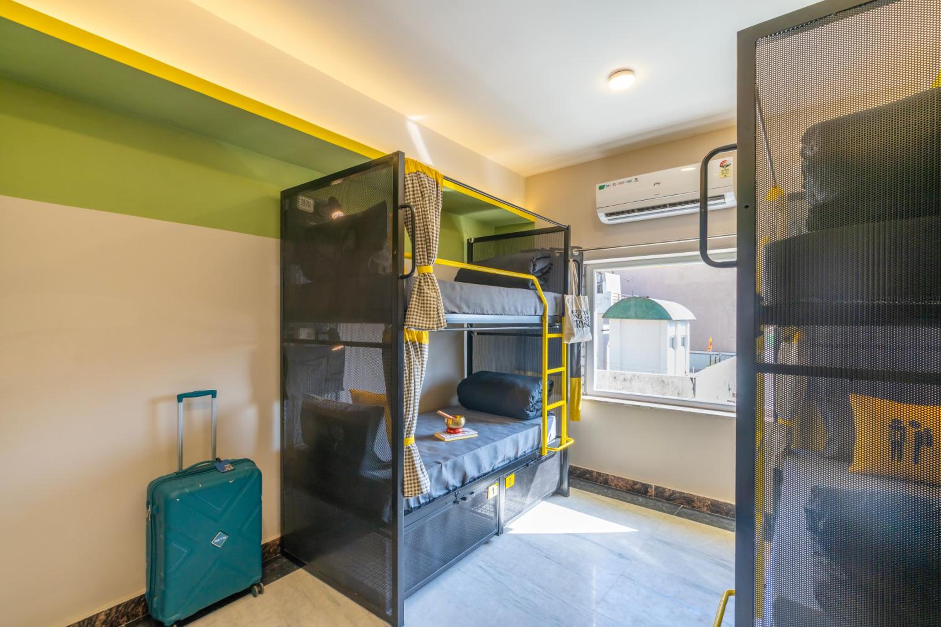 Bed in 4-Bed Mixed Dormitory Room photo 1