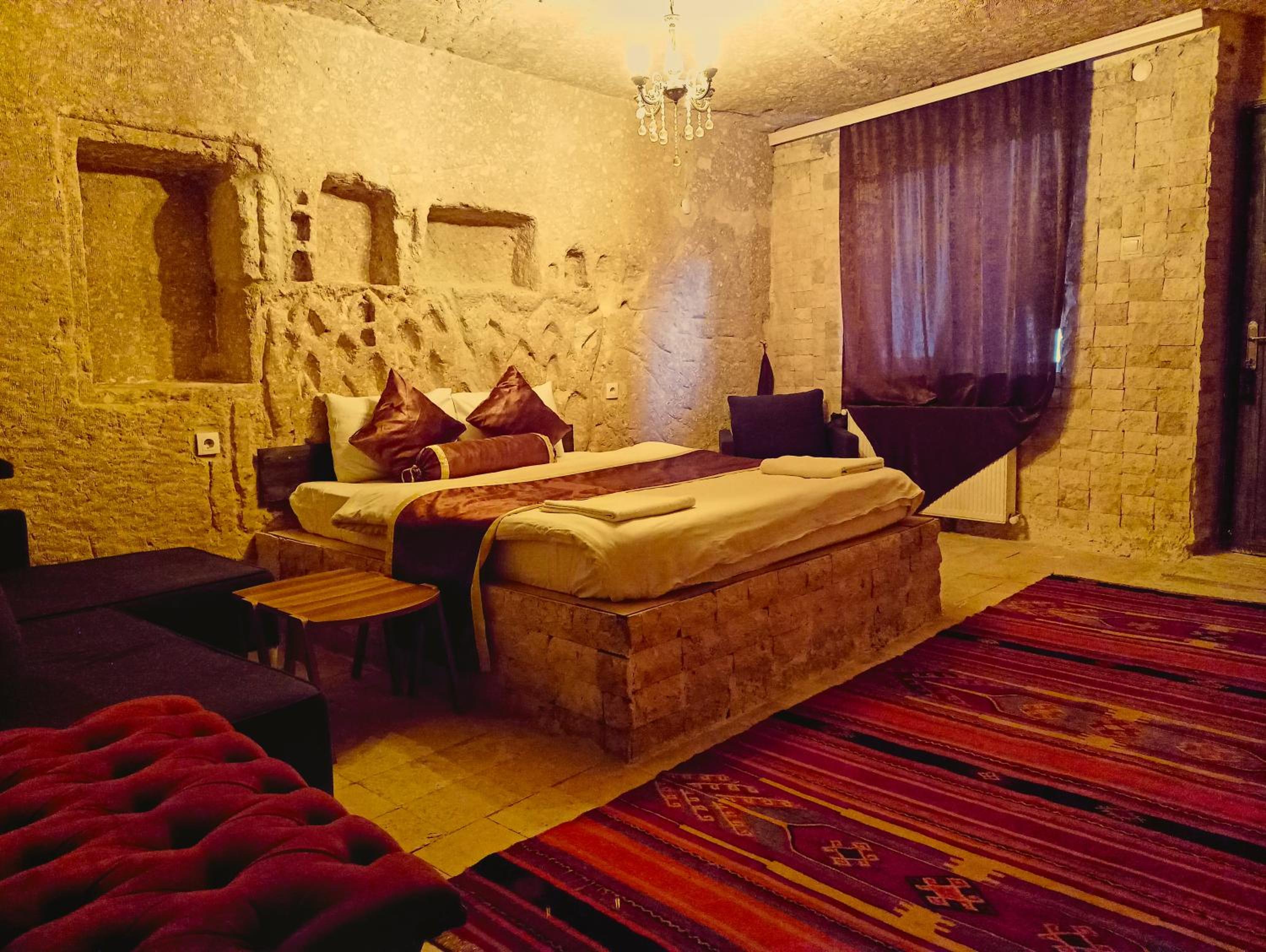 King Suite photo 2