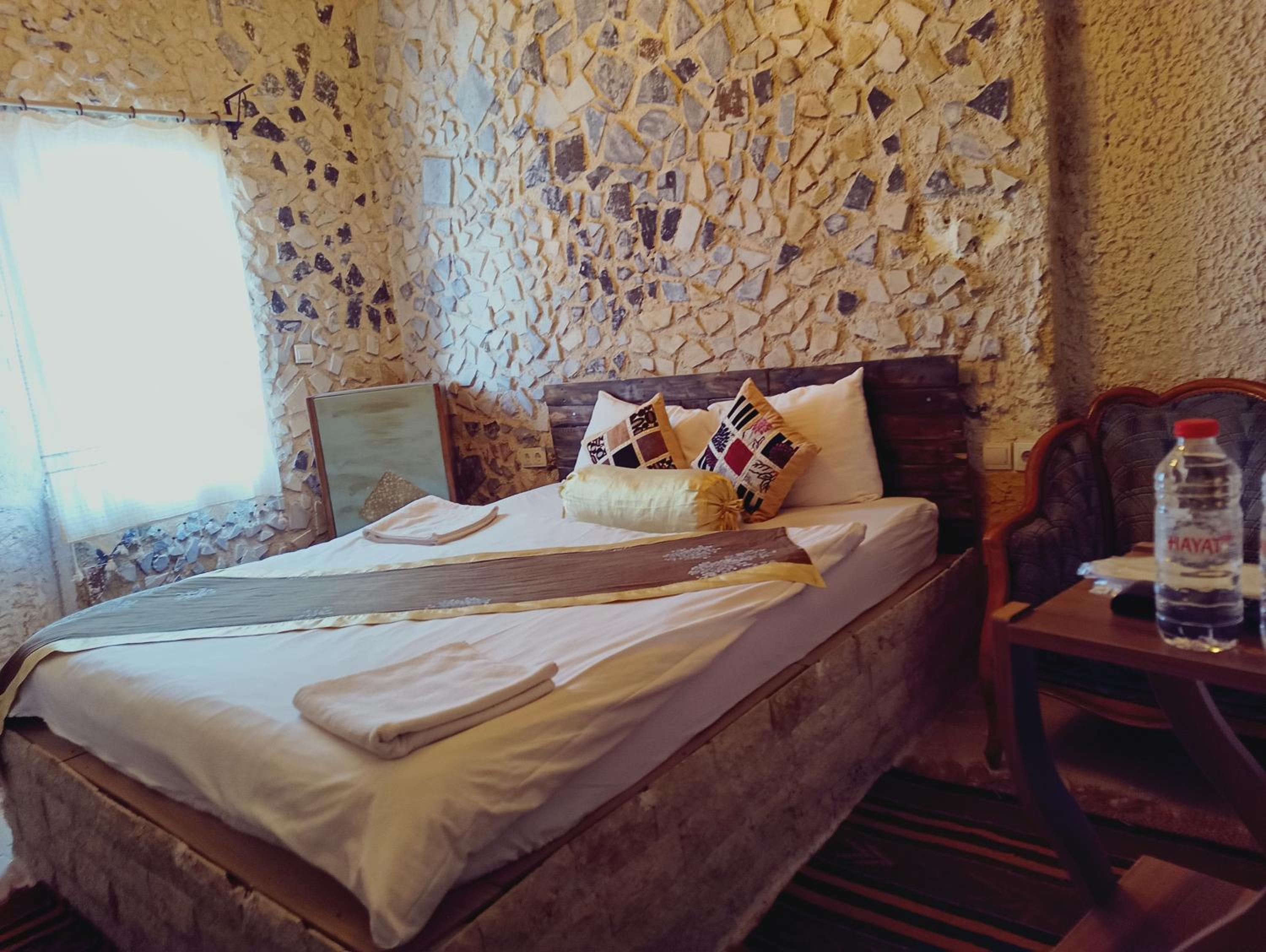 Deluxe Double Room With Balcony photo 2