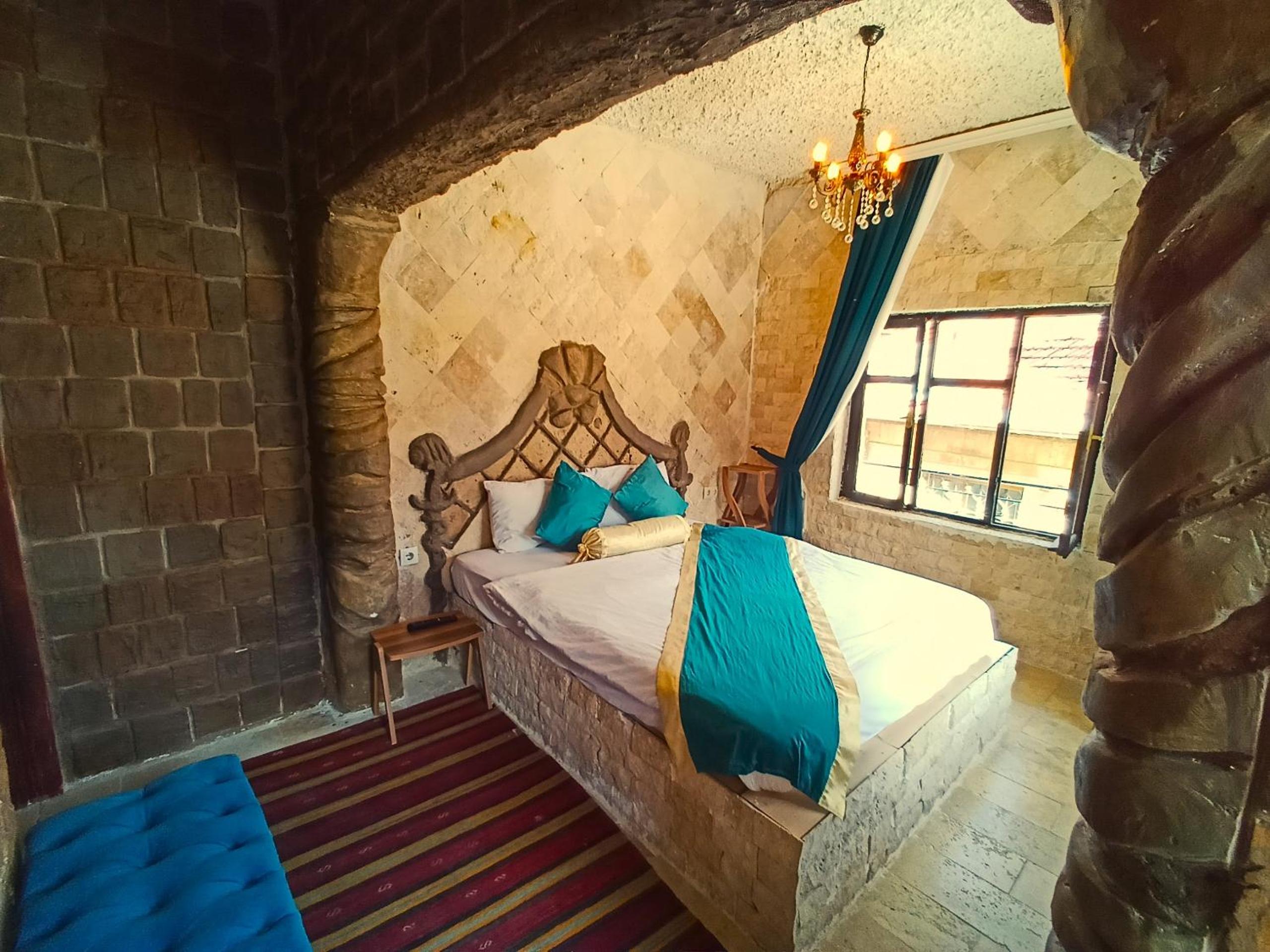 Double Room With Patio photo 2