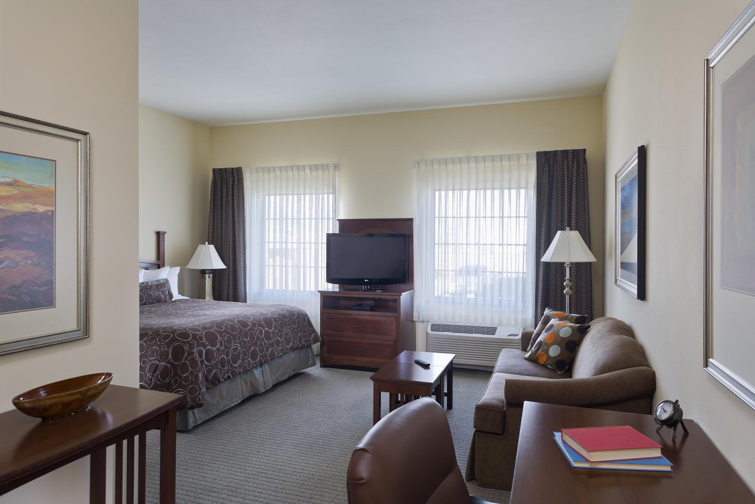 King Studio Suite - Photo 1