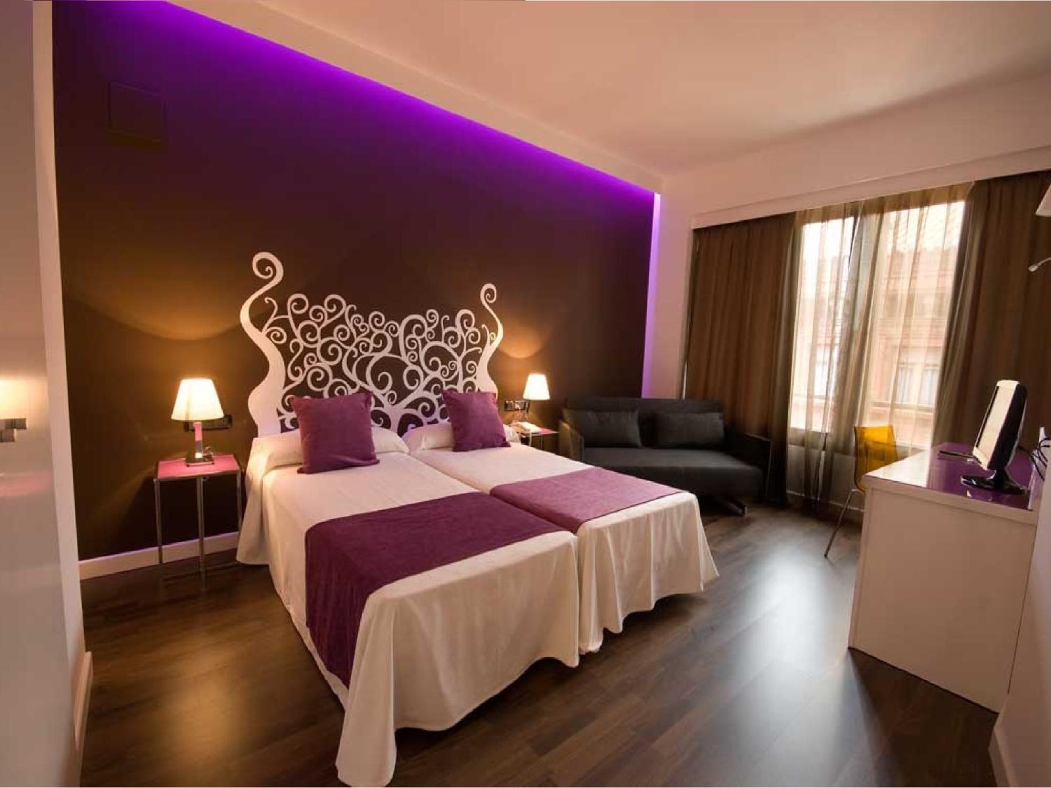Double Room - Photo 2