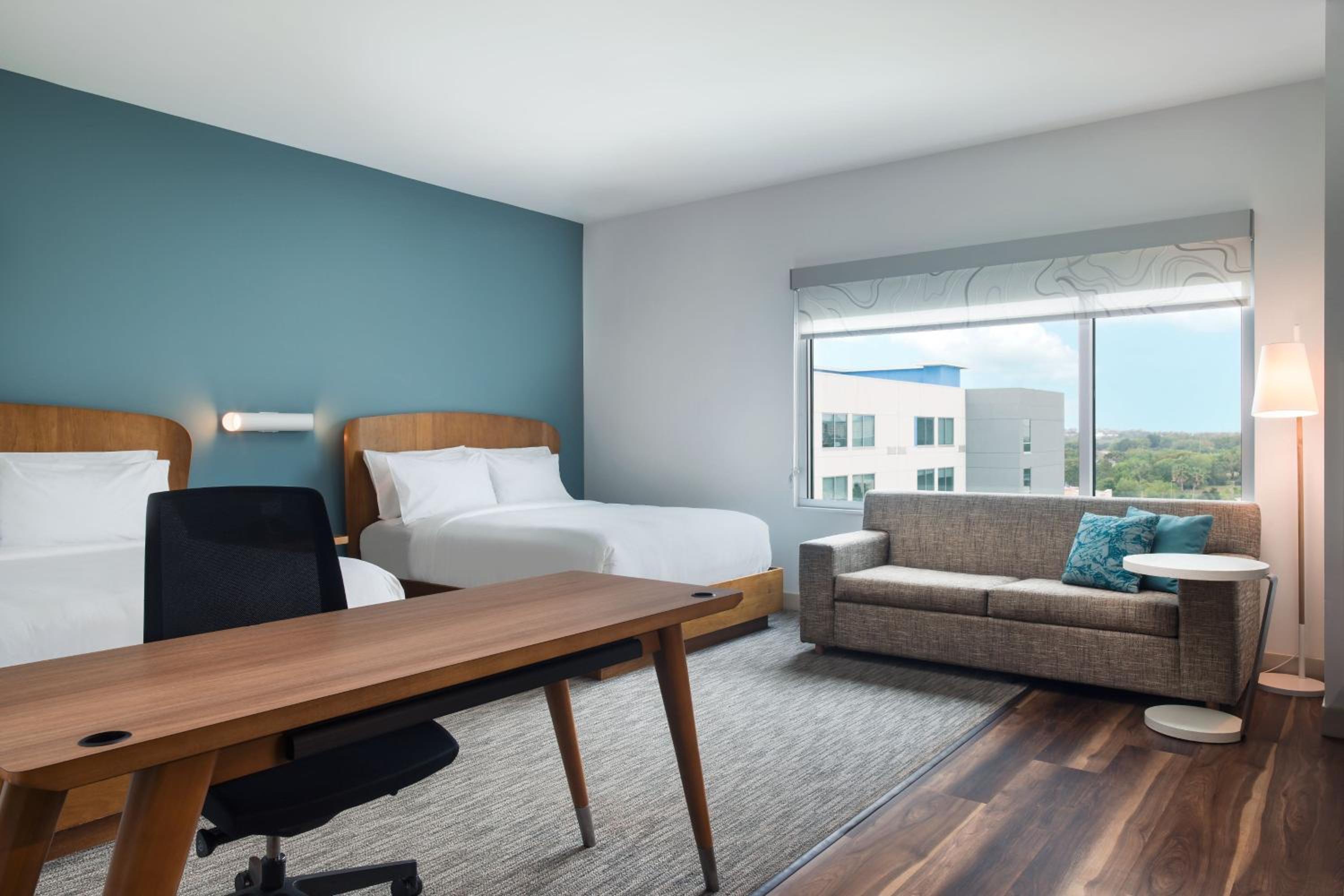 Queen Studio with Sofa Bed - Hearing Accessible