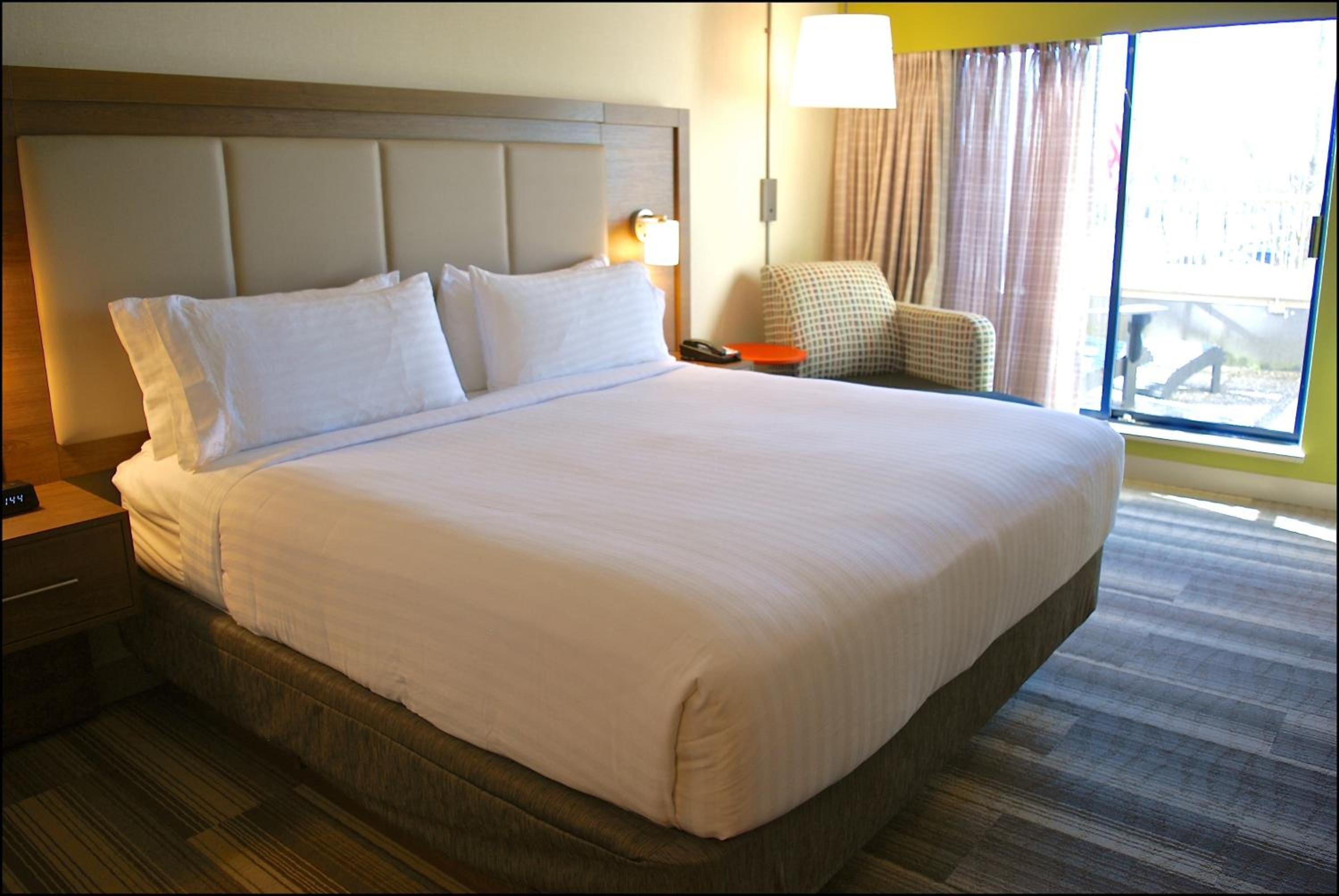 King Room with Balcony
