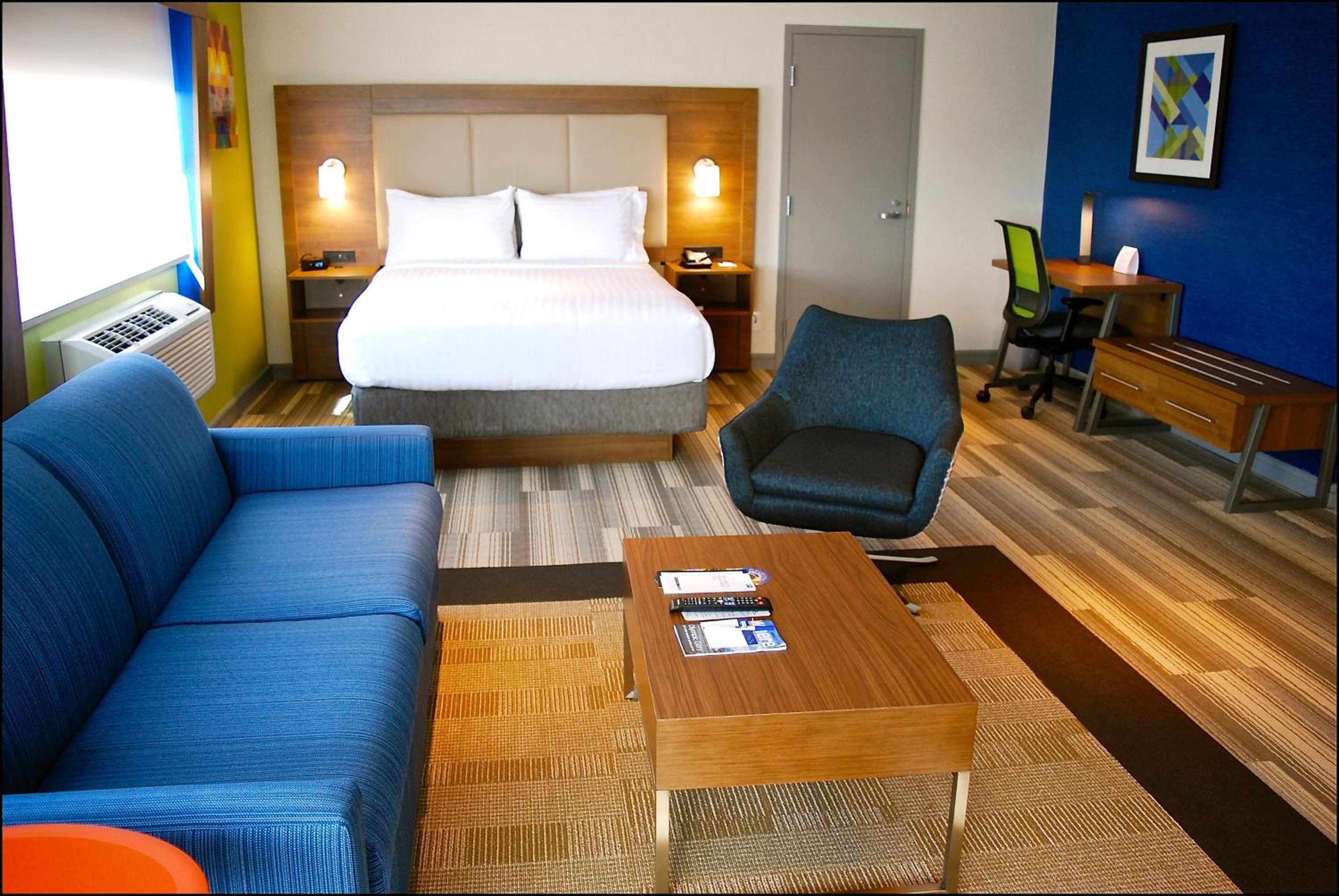 Queen Suite