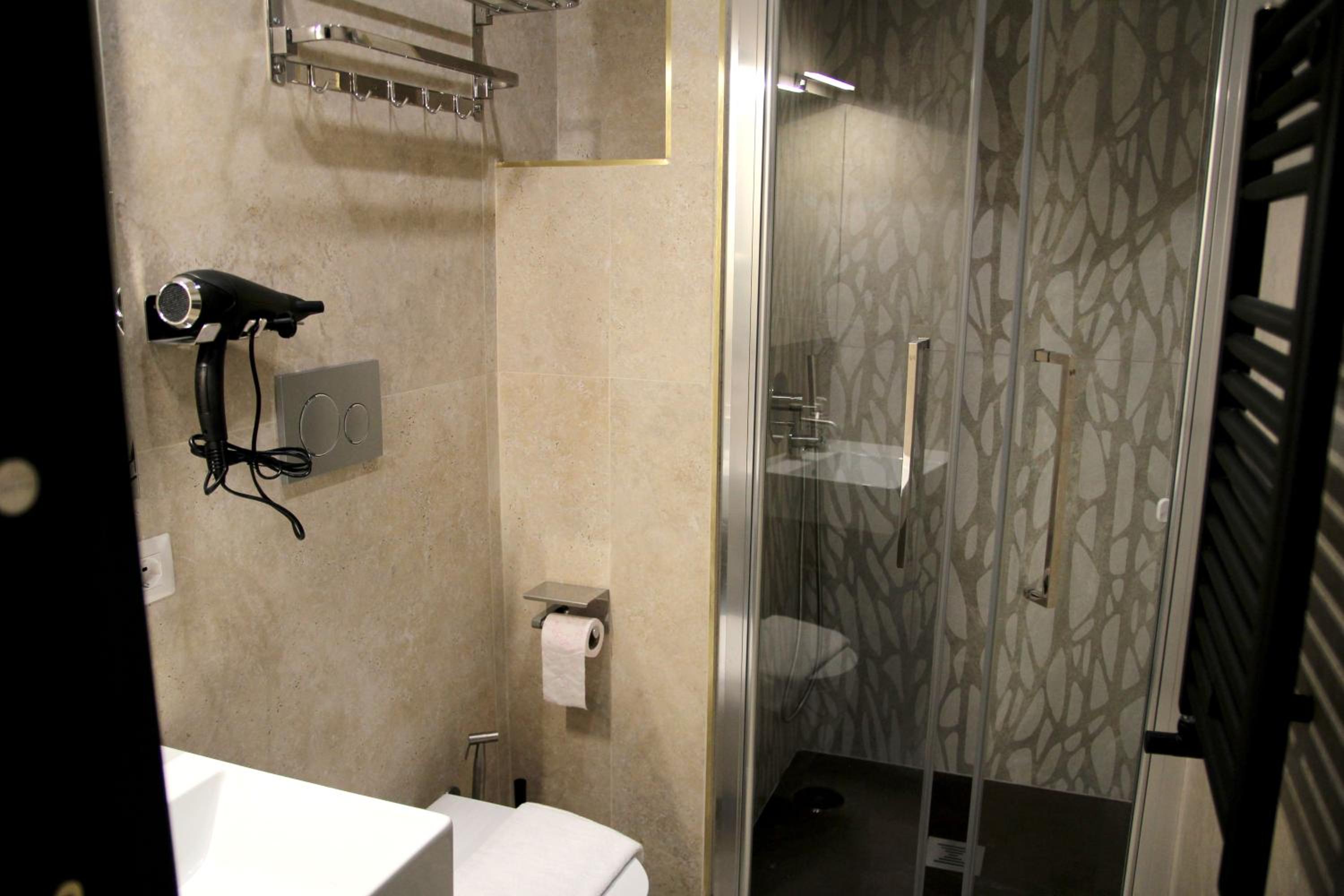 Luxury Triple Room photo 3