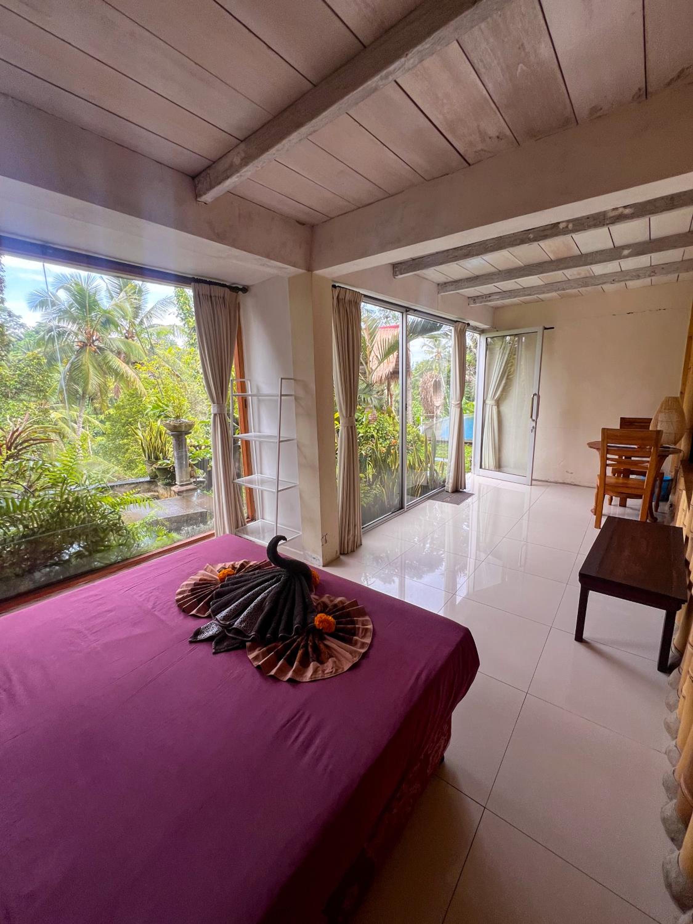 Double Room with Pool View - Photo 18