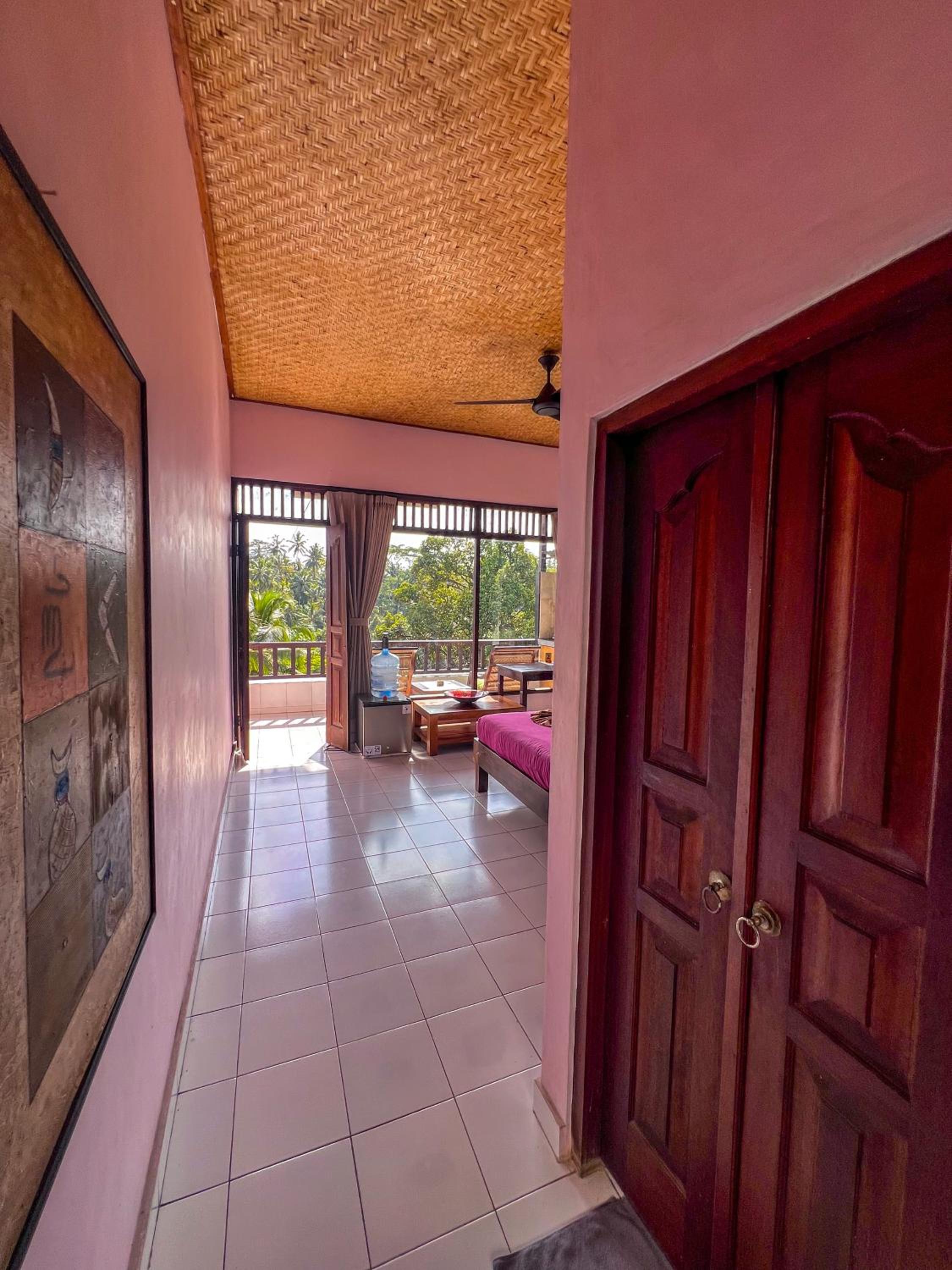 Double Room with Patio - Photo 6