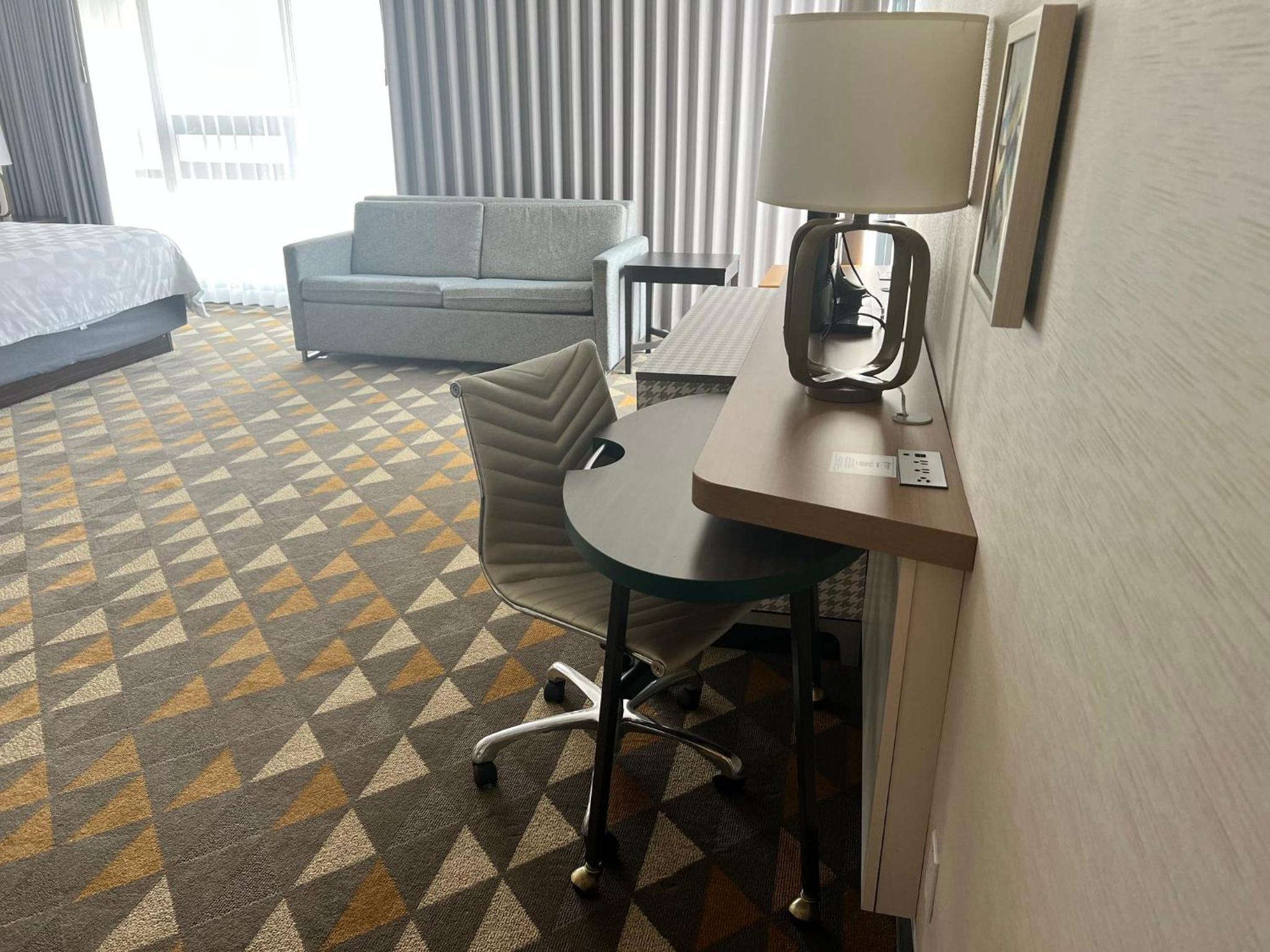 King Suite - Photo 8