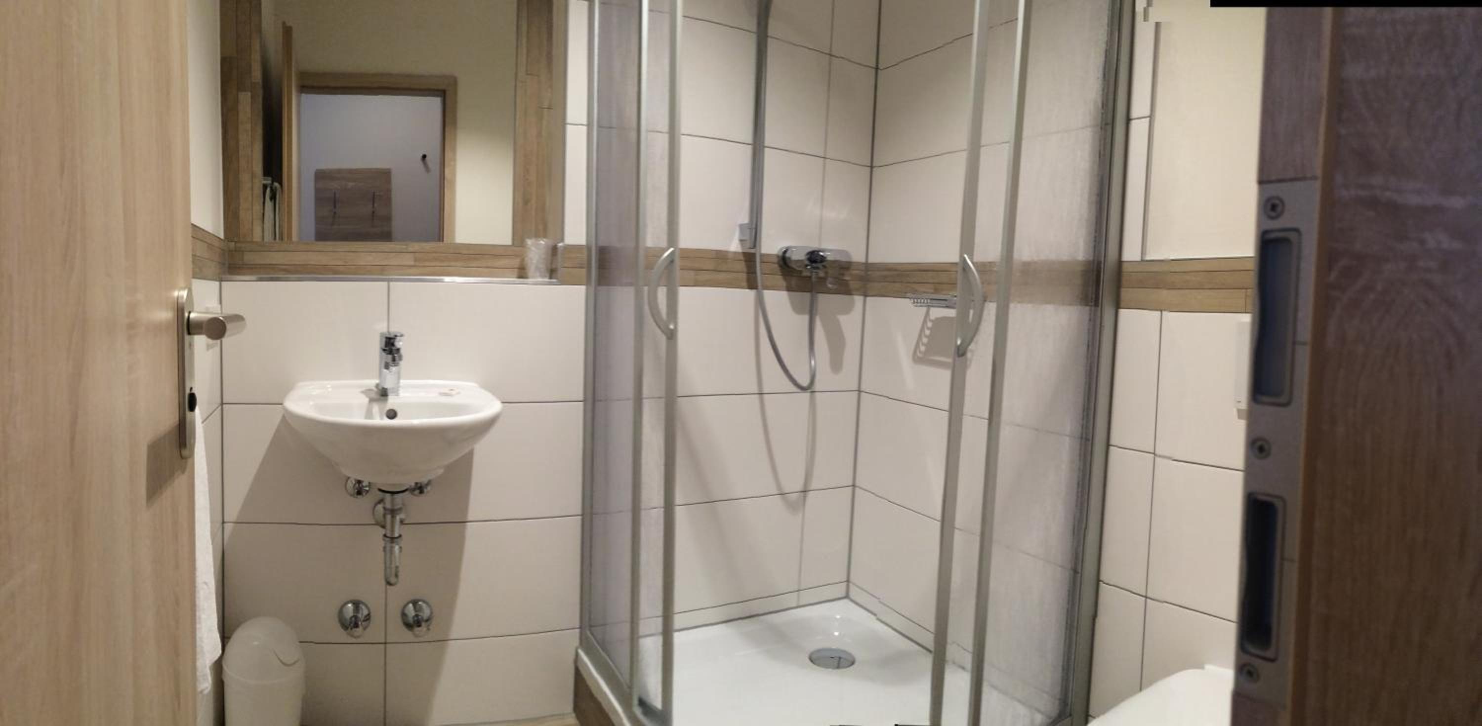 Double Room - Photo 2
