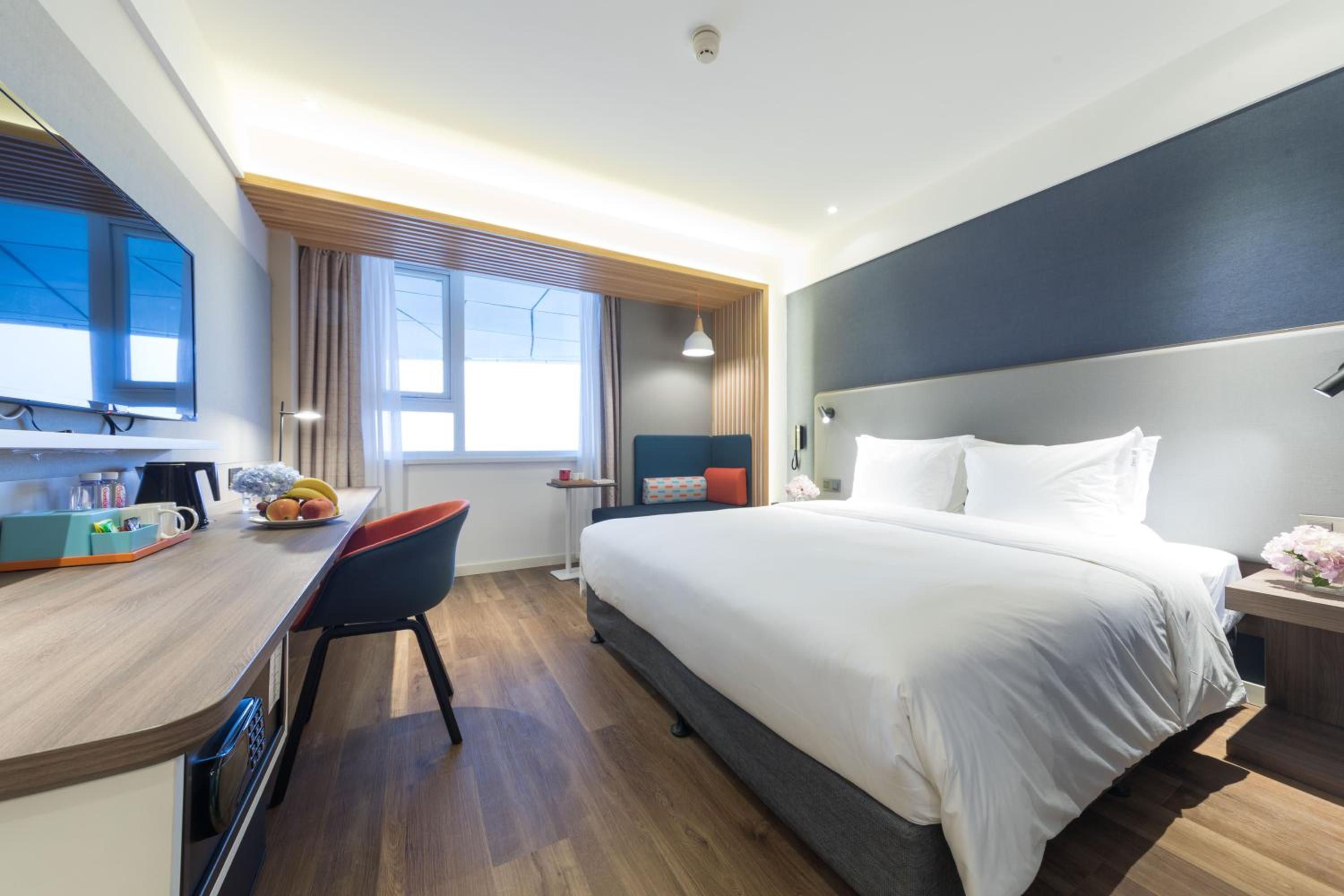 Standard King Room - Disability Access