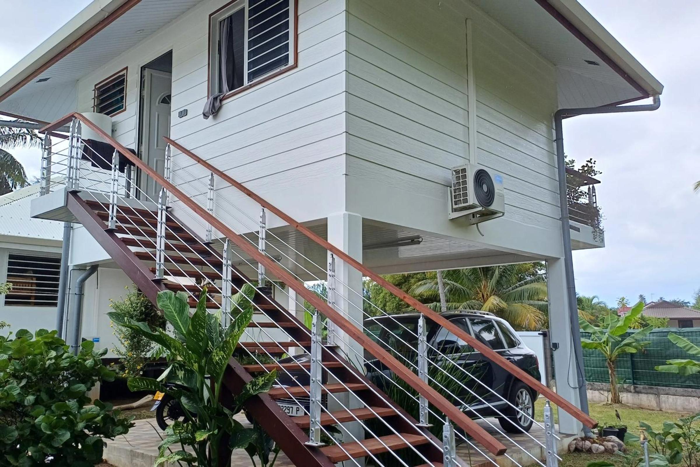 Bungalow photo 2