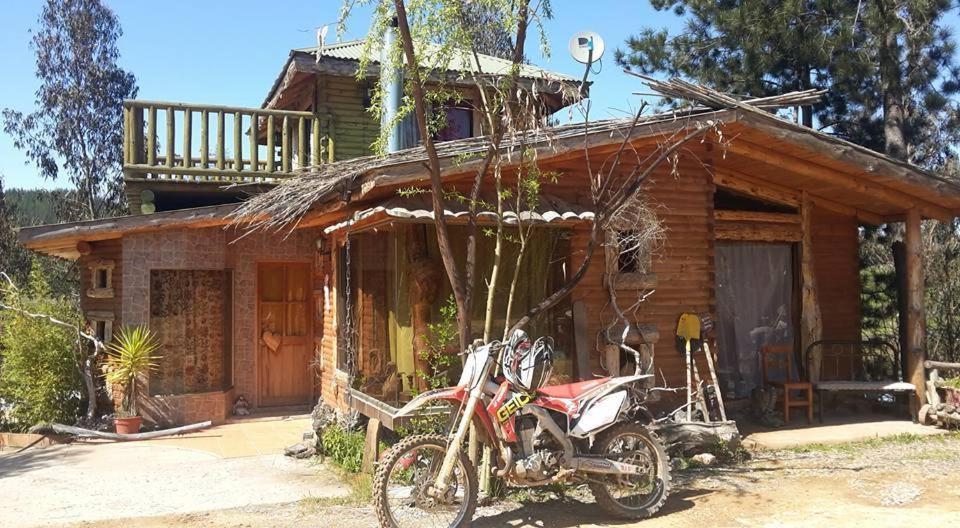 Four-Bedroom Cabin photo 1