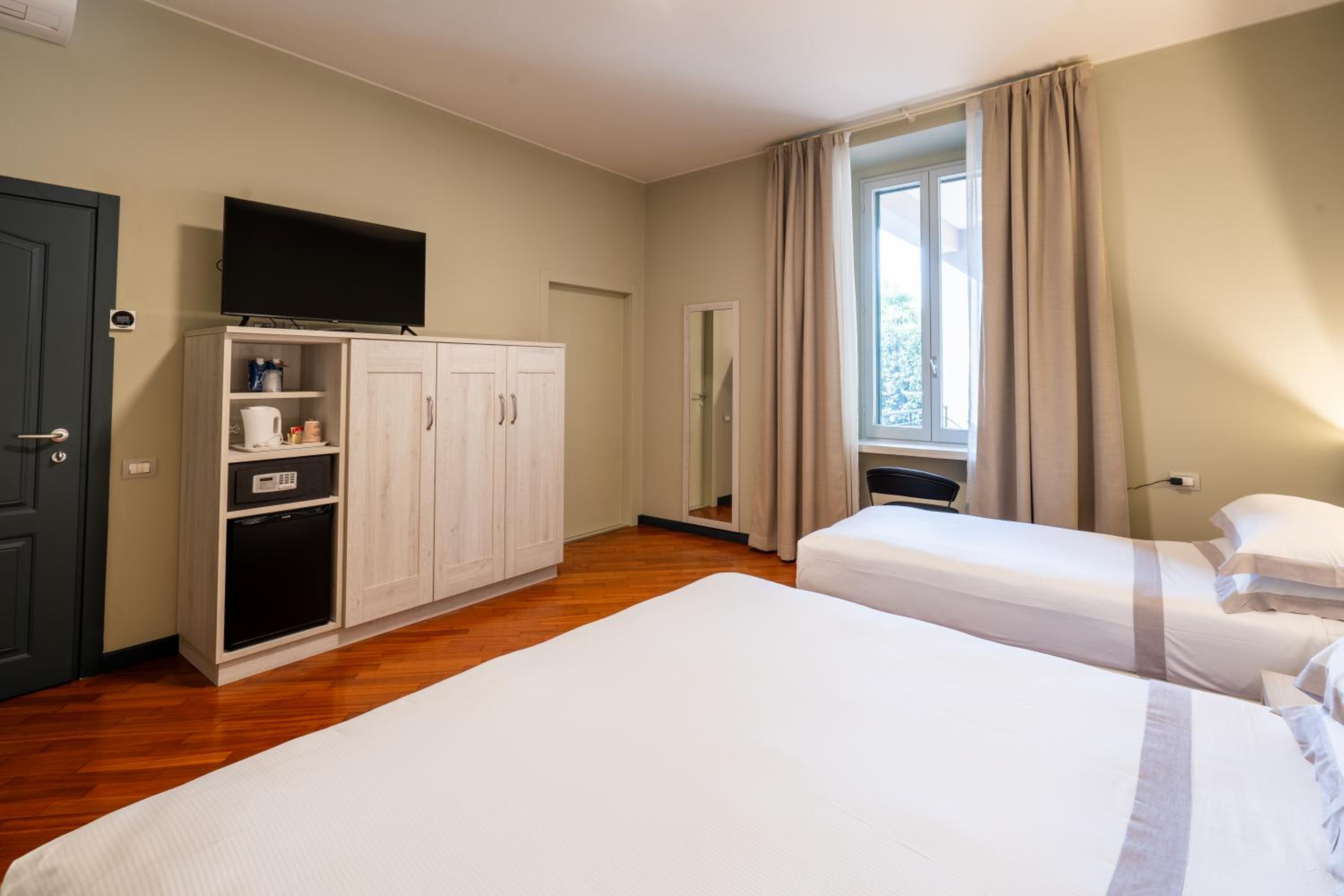 Superior Triple Room - Photo 2