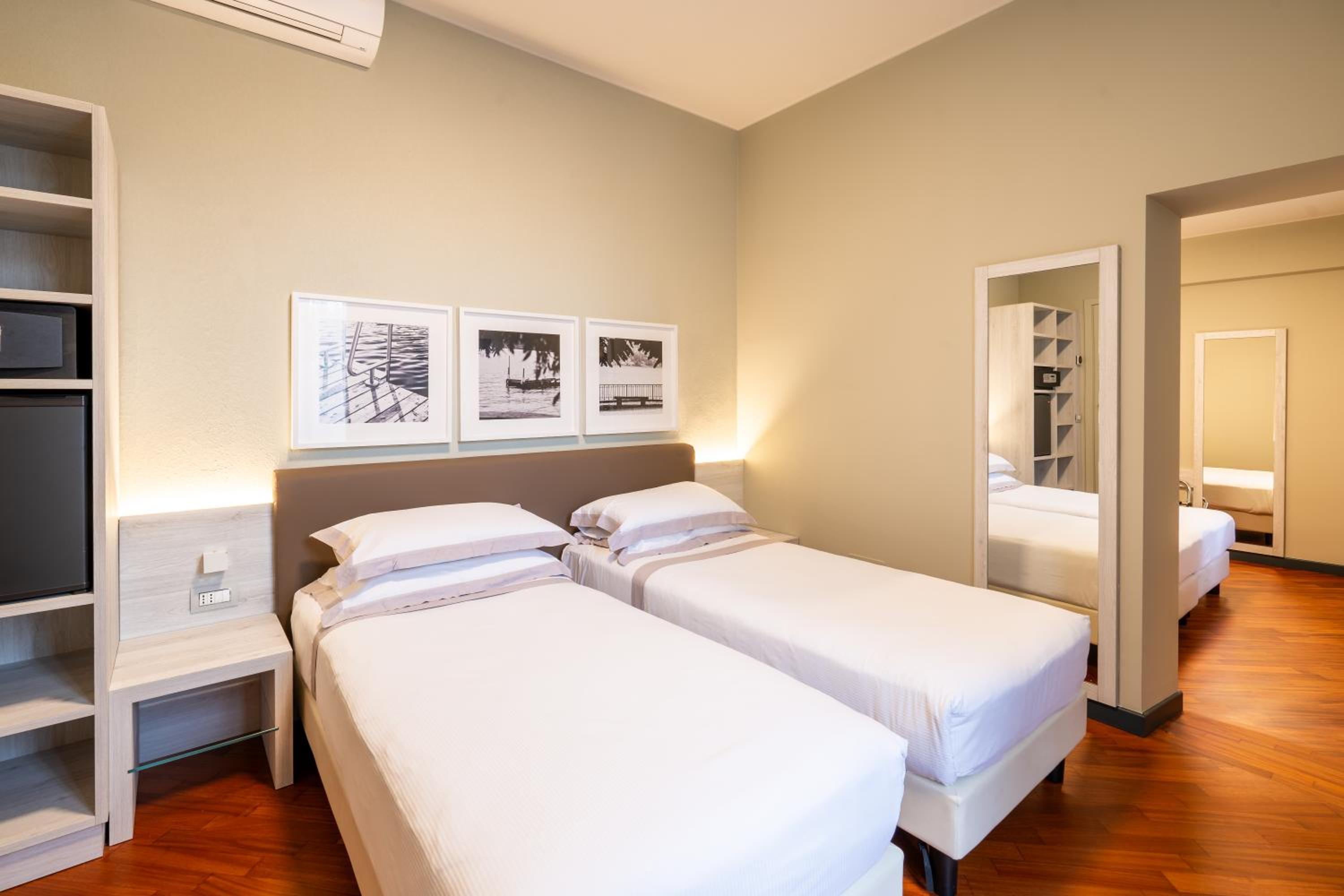 Superior Quadruple Room - Photo 1