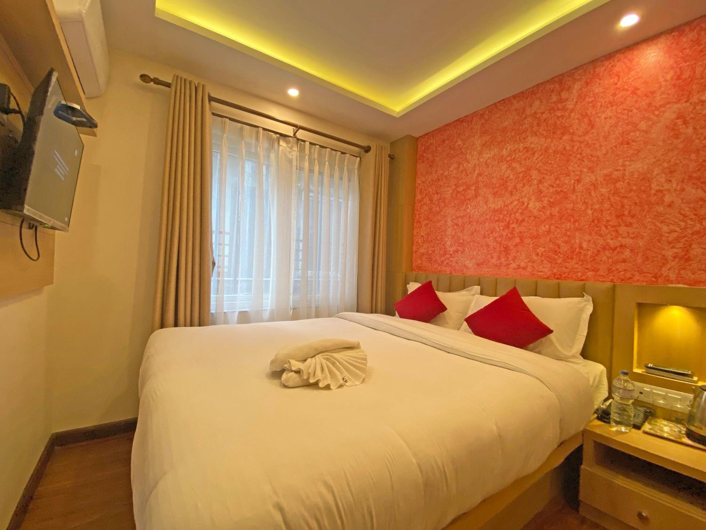 Deluxe Single Room - Photo 8