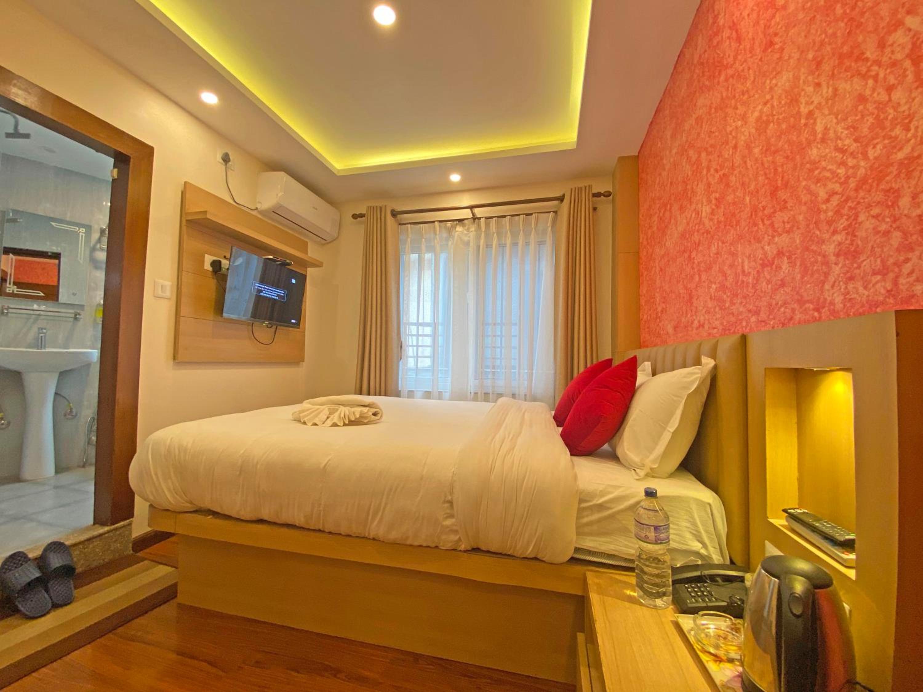 Deluxe Single Room - Photo 9