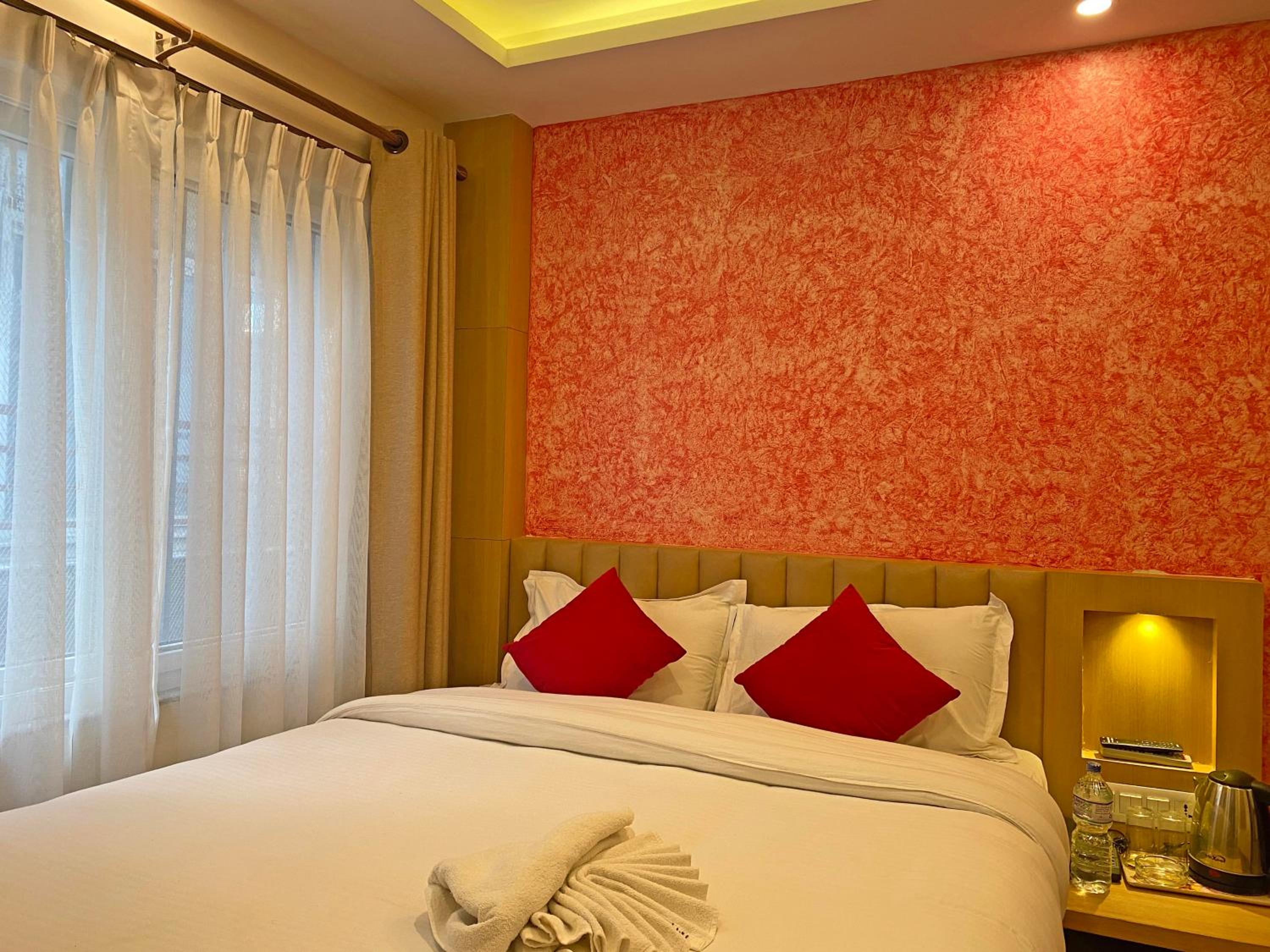 Deluxe Single Room - Photo 10