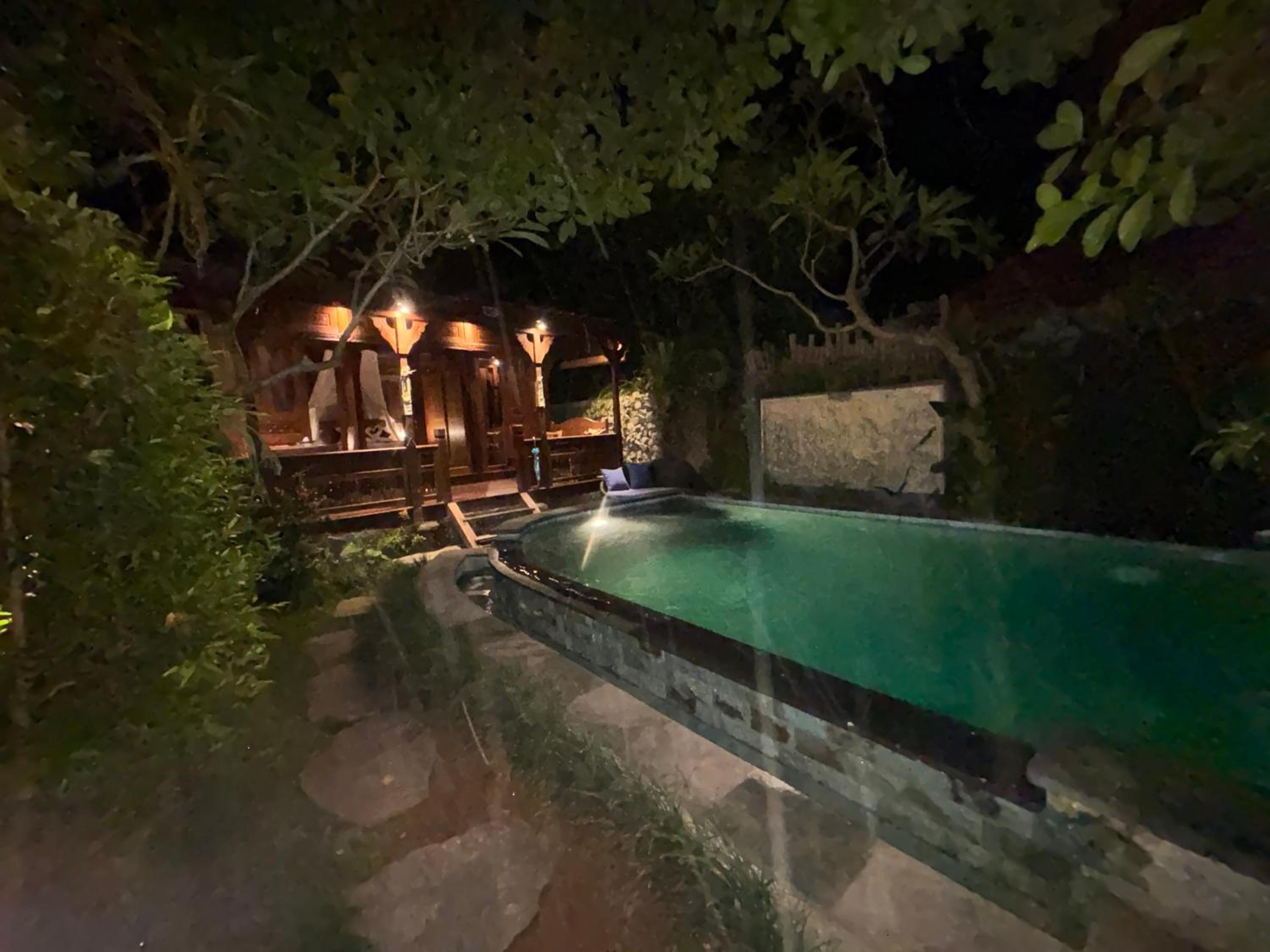 Villa with Private Pool - Photo 25