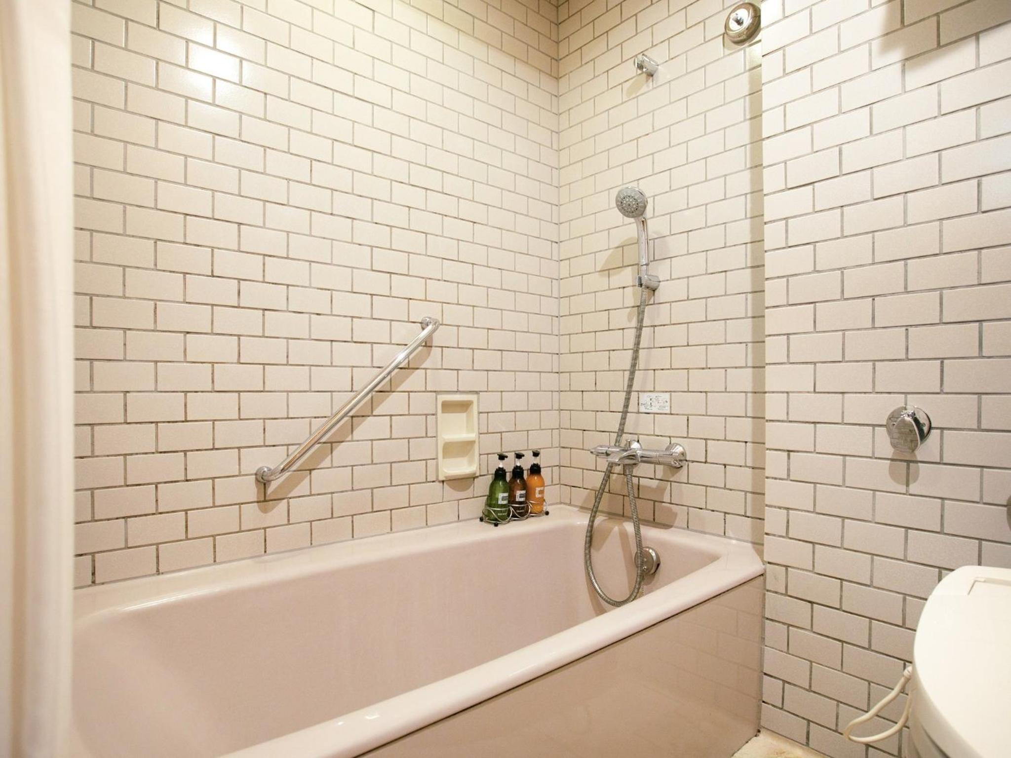 Twin Room B with Sagami Bay View - Non-Smoking - Photo 4