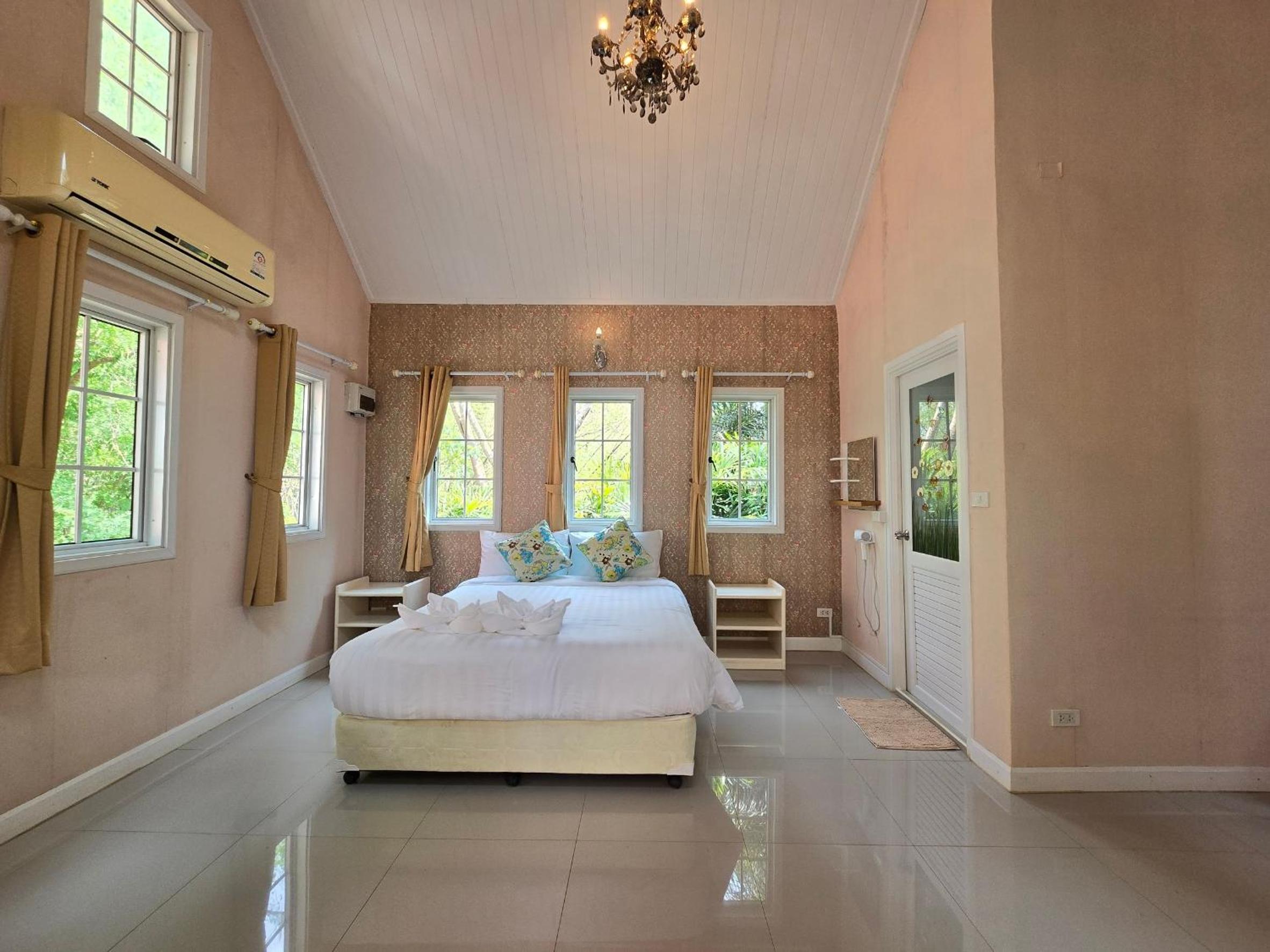 Standard Bungalow - Photo 6