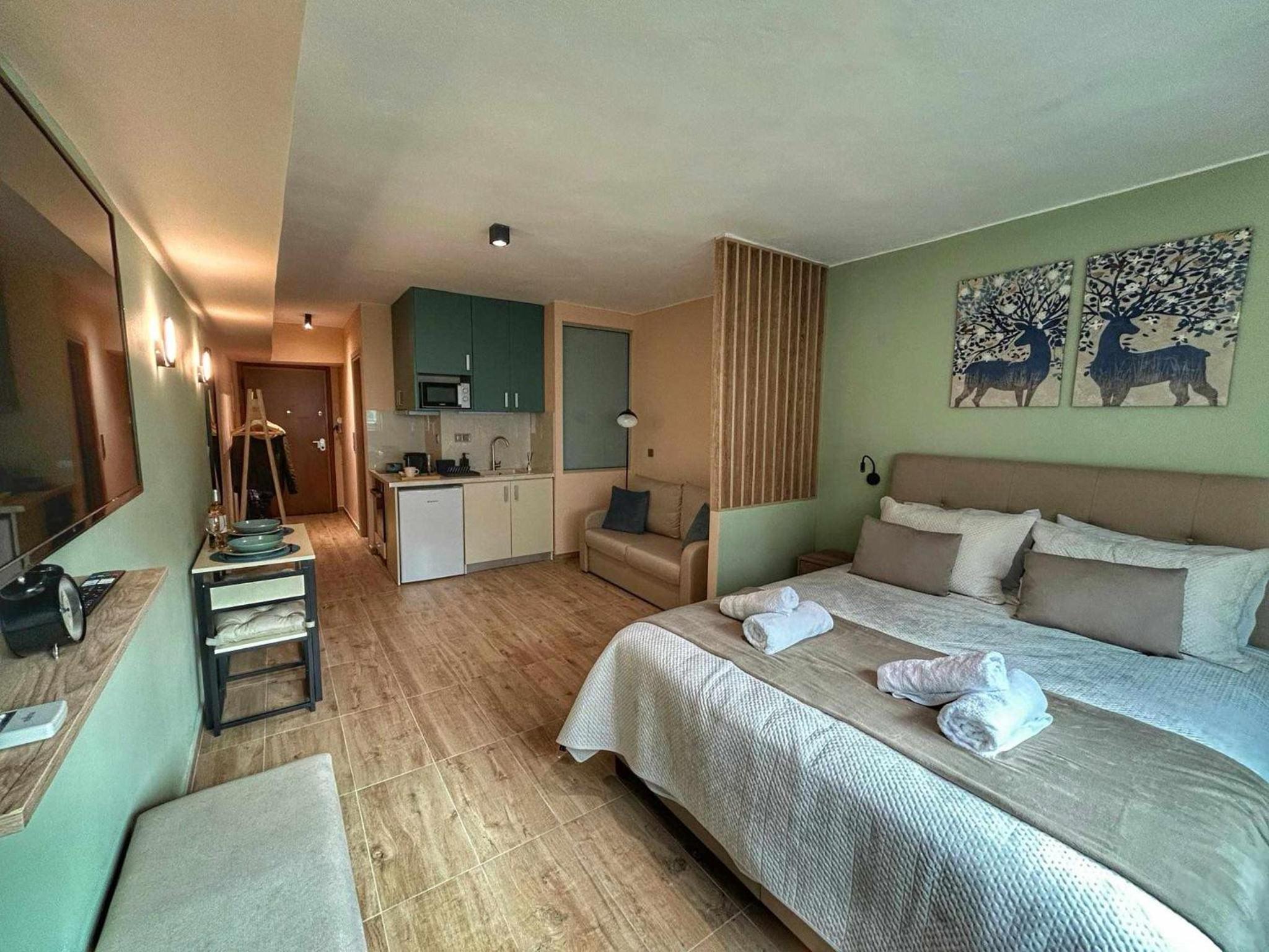 One-Bedroom Apartment