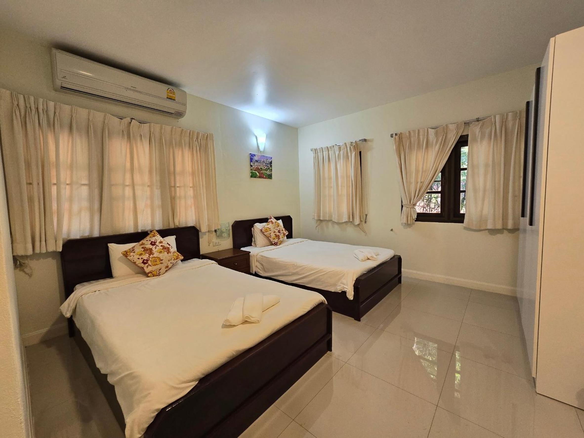 Superior Twin Room - Photo 12