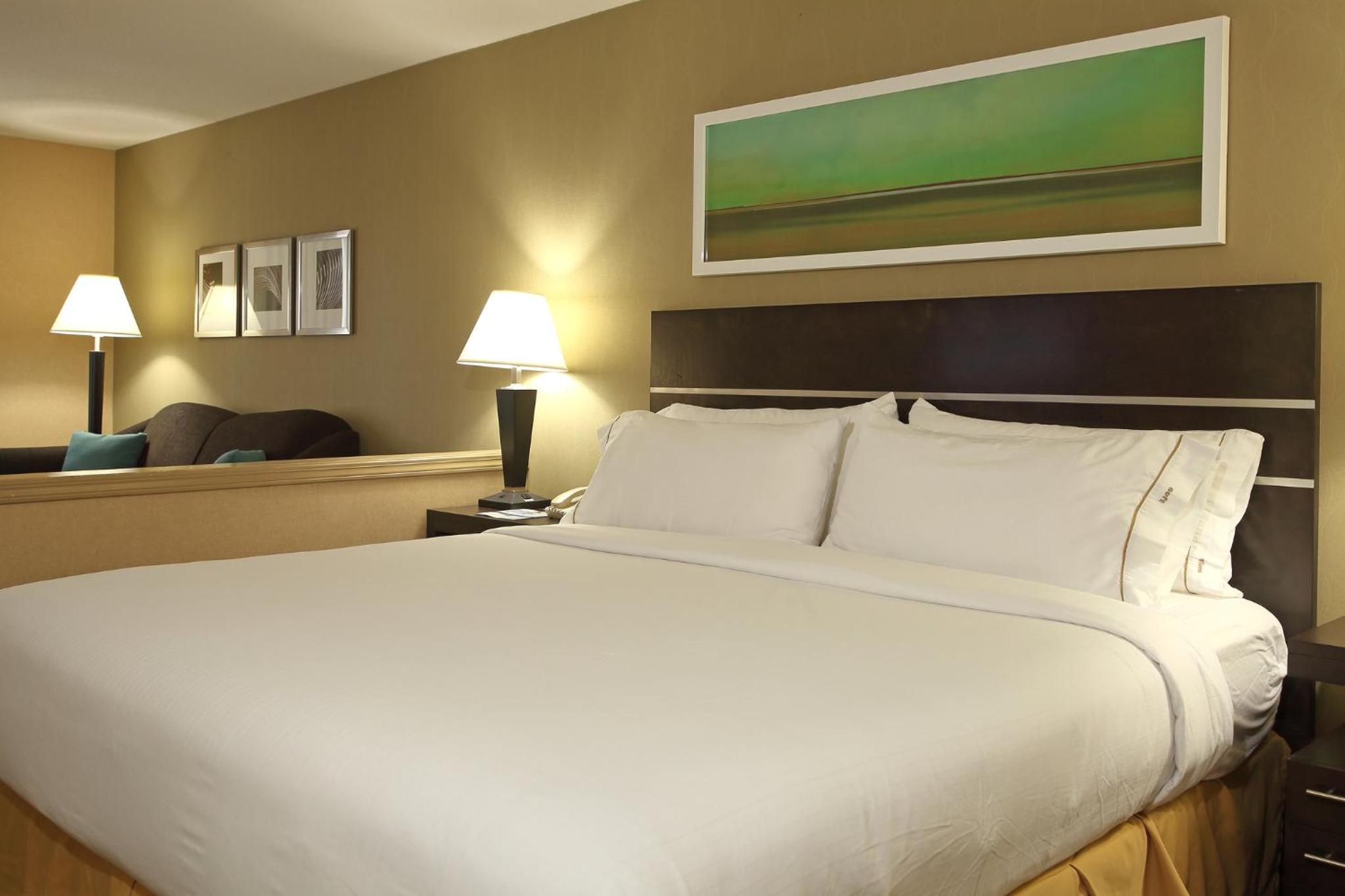 Executive King Room - Non-Smoking - Photo 5