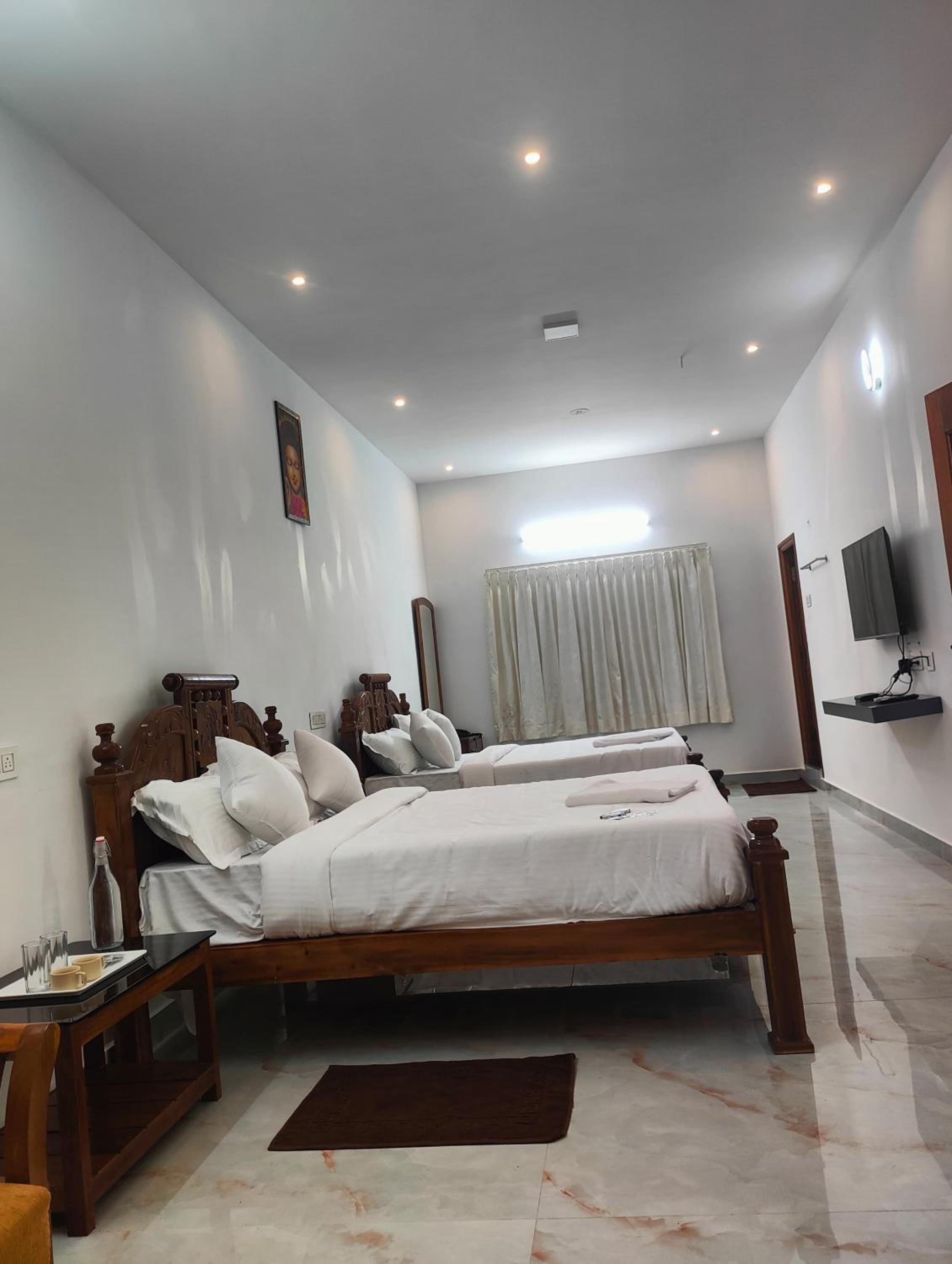 Deluxe Family Room