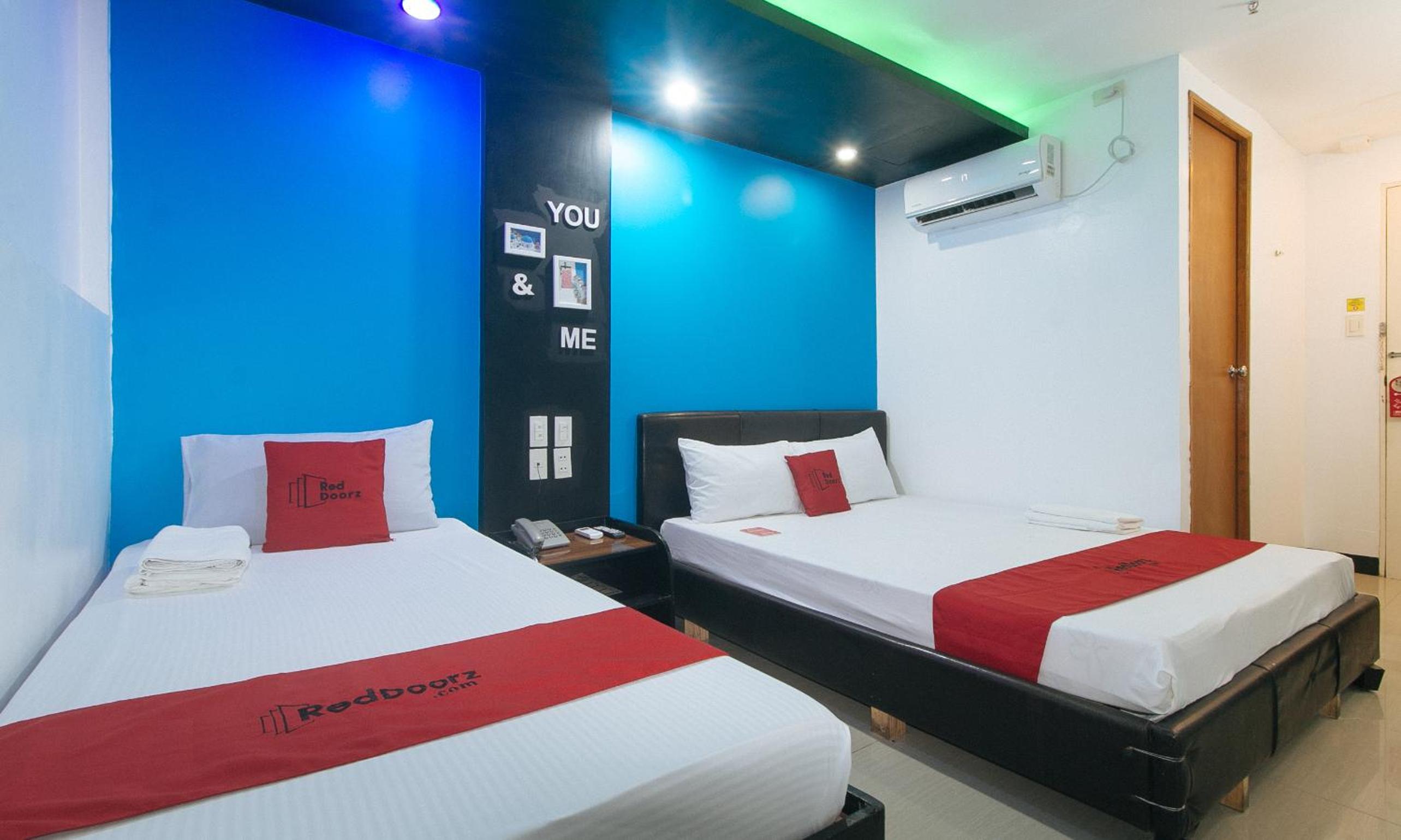 Deluxe Room - Photo 5