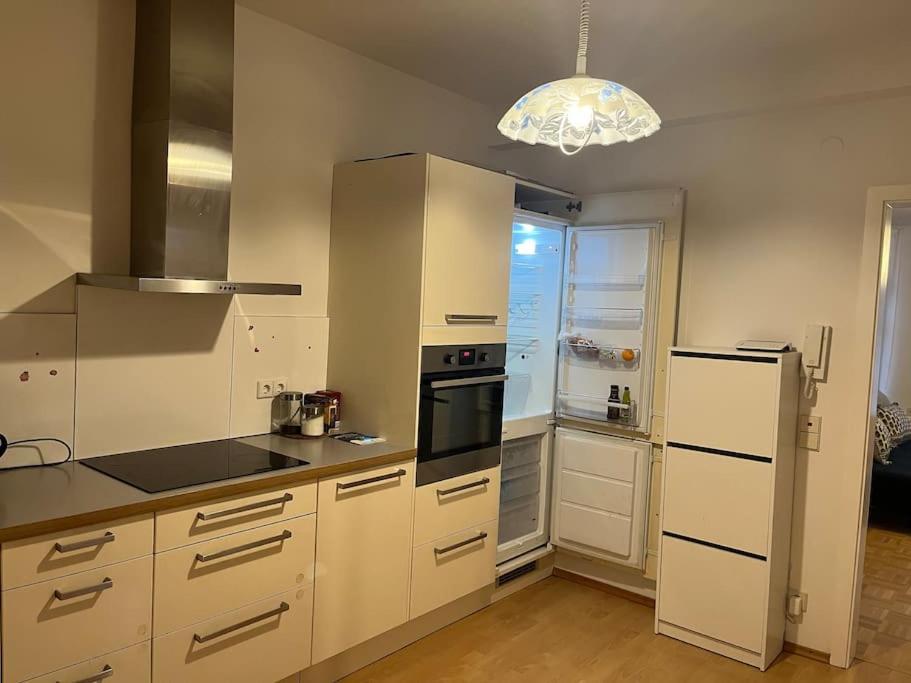 Three-Bedroom Apartment - Photo 3
