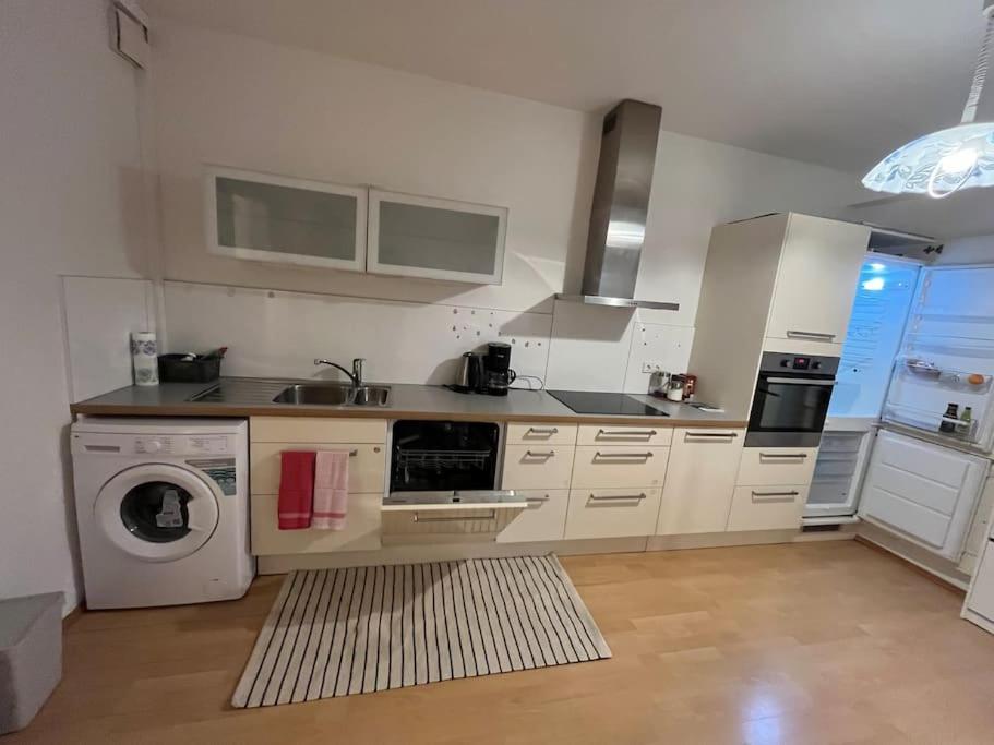 Three-Bedroom Apartment - Photo 4