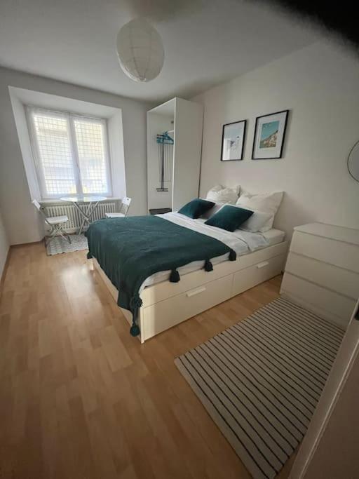 Three-Bedroom Apartment - Photo 76