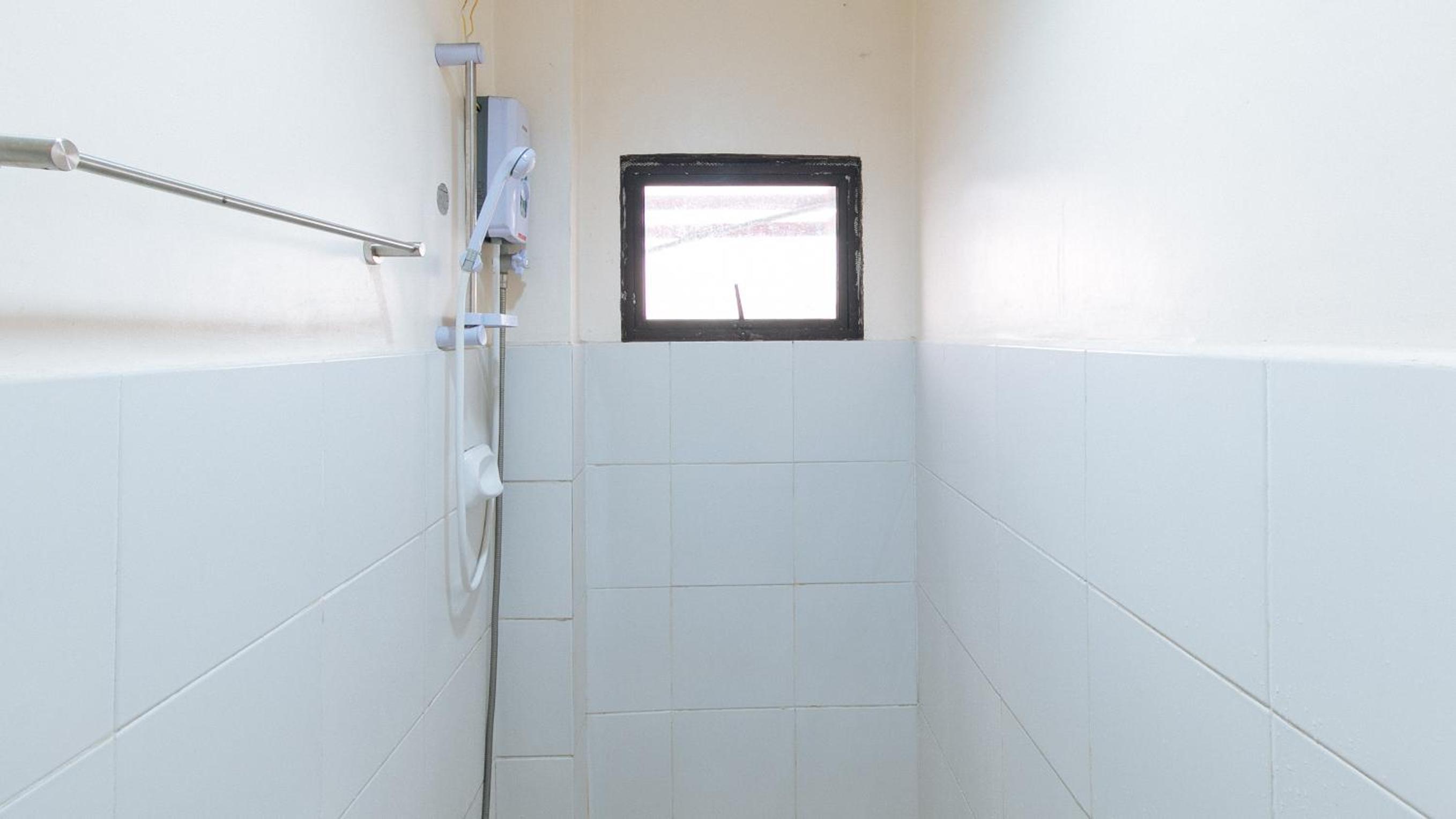 Standard Double Room - Photo 22