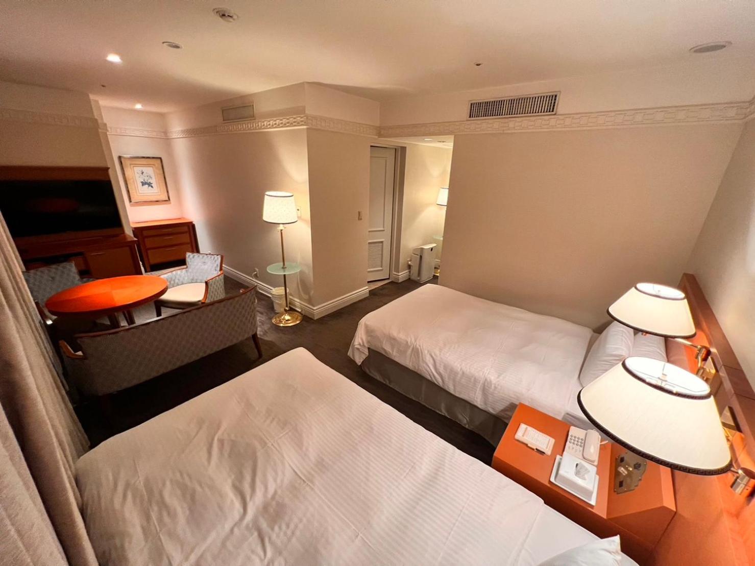 Junior Suite - Non-Smoking - Photo 1