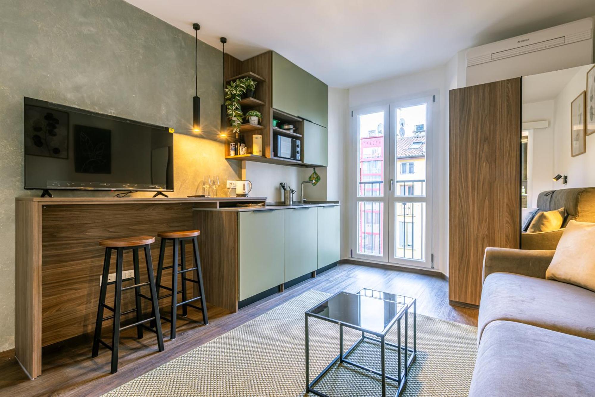 One-Bedroom Apartment