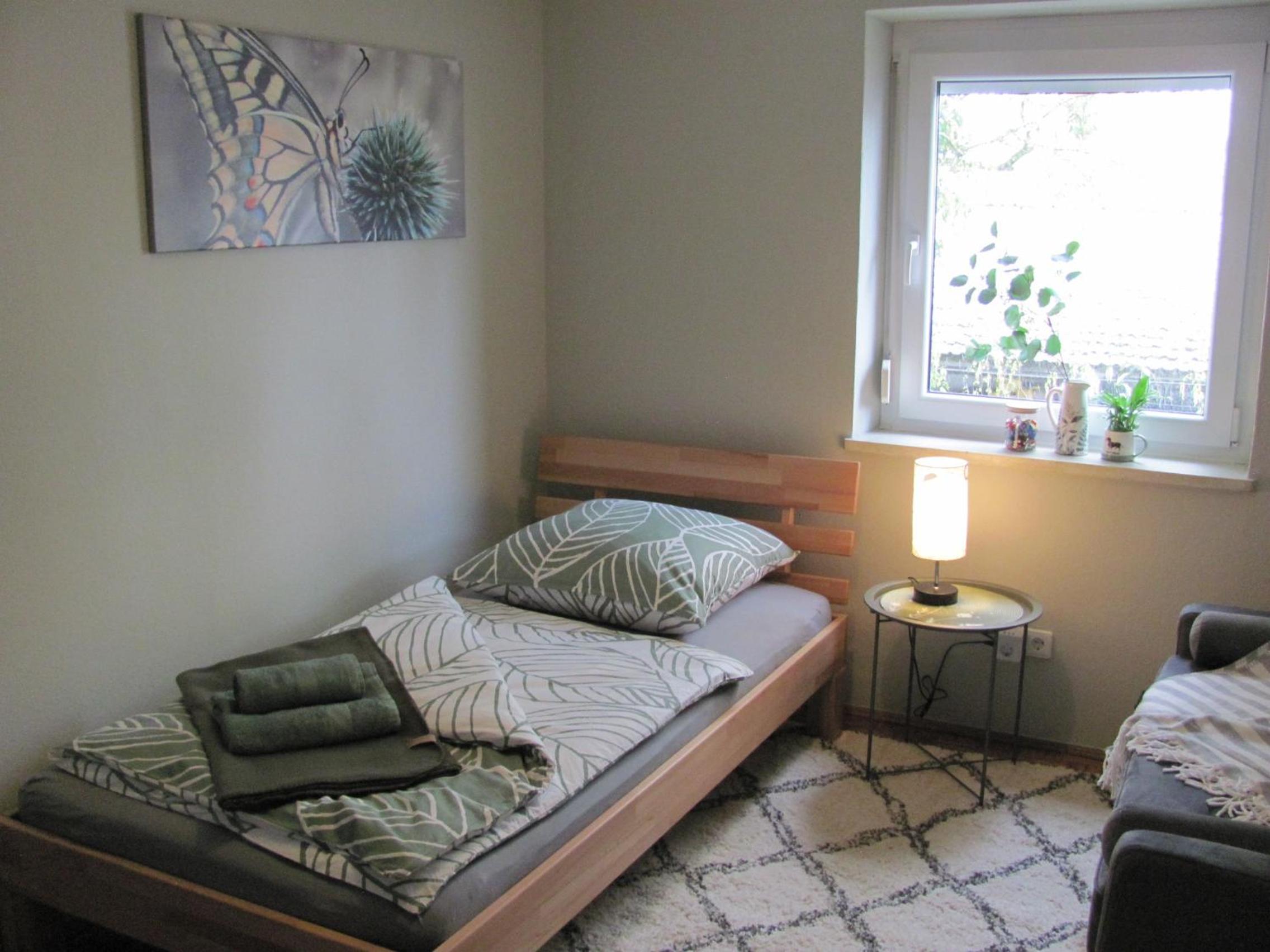 Single Room with Shared Shower and Toilet photo 2