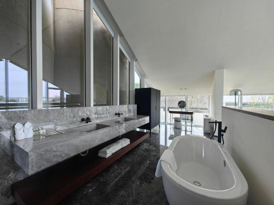 One-Bedroom Villa photo 2