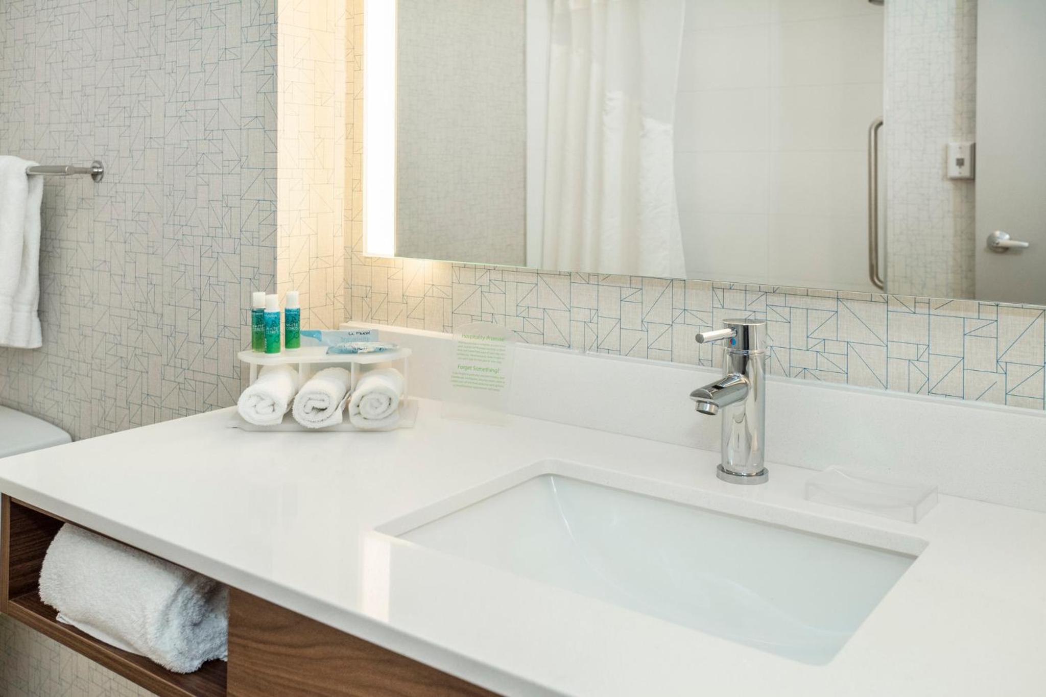 Holiday Inn Express & Suites Medicine Hat by IHG, 사진 7