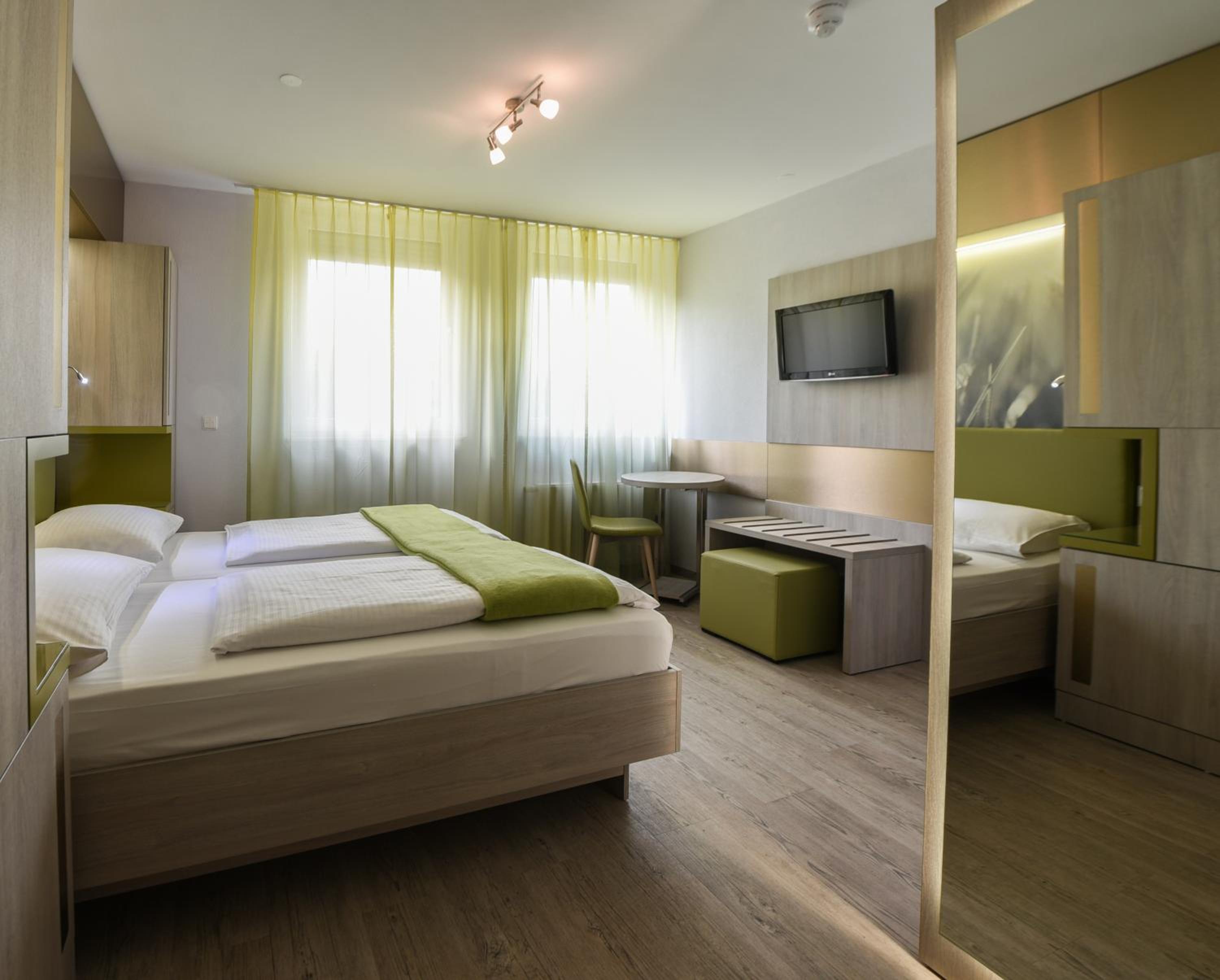 Double Room - Photo 1
