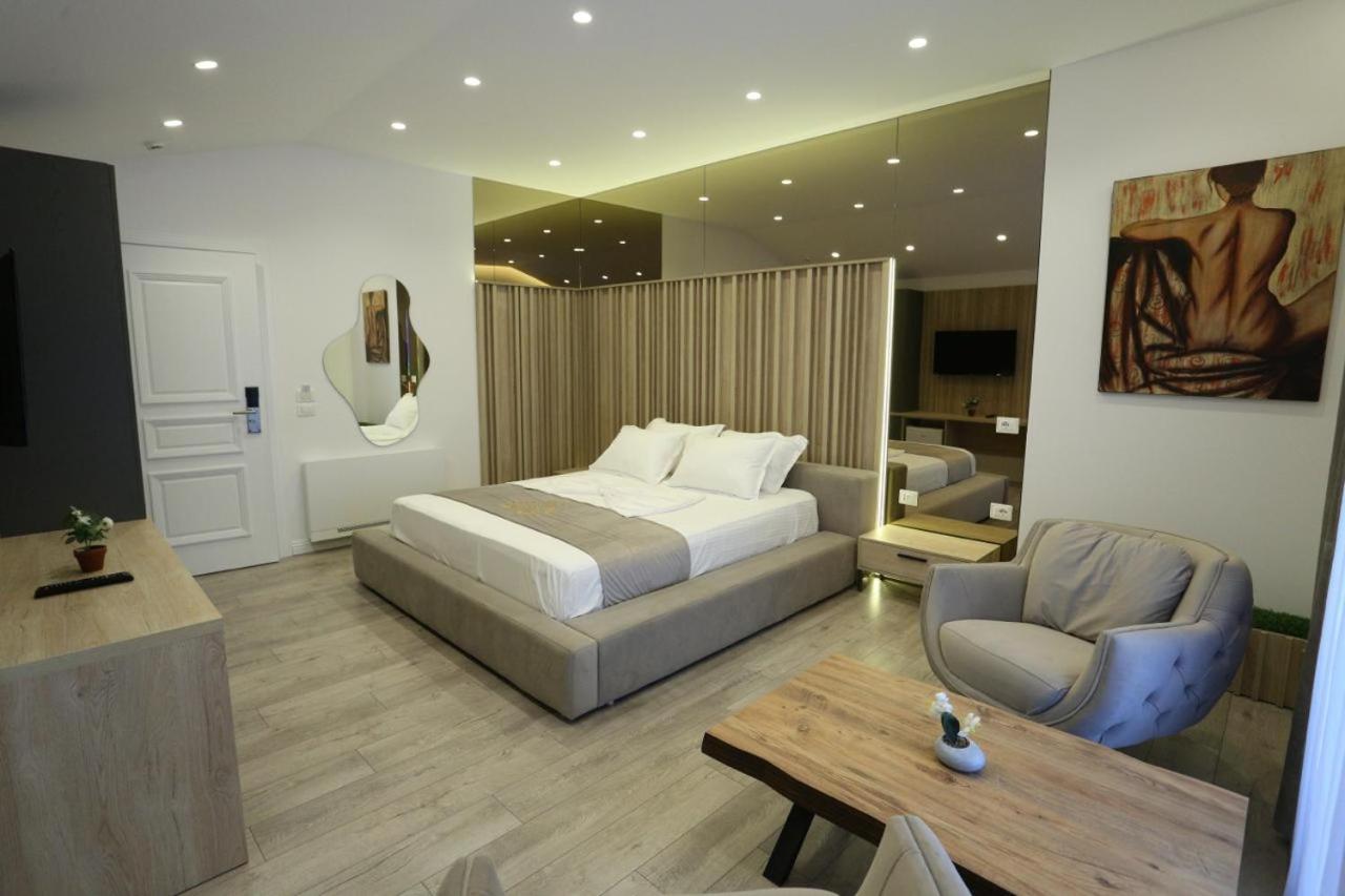 Deluxe Junior Suite photo 1