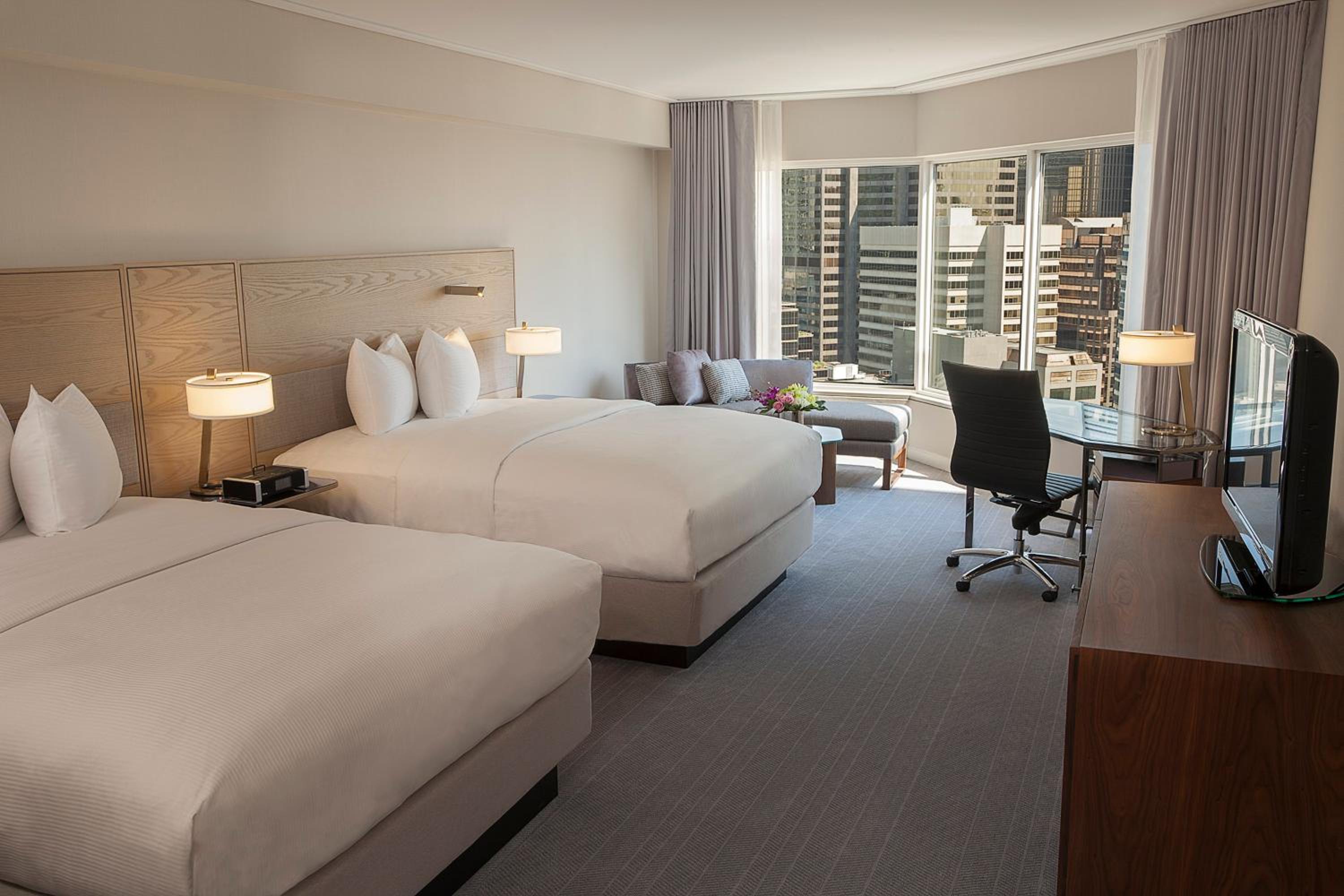 Premium Queen Room With Two Queen Beds - Photo 2